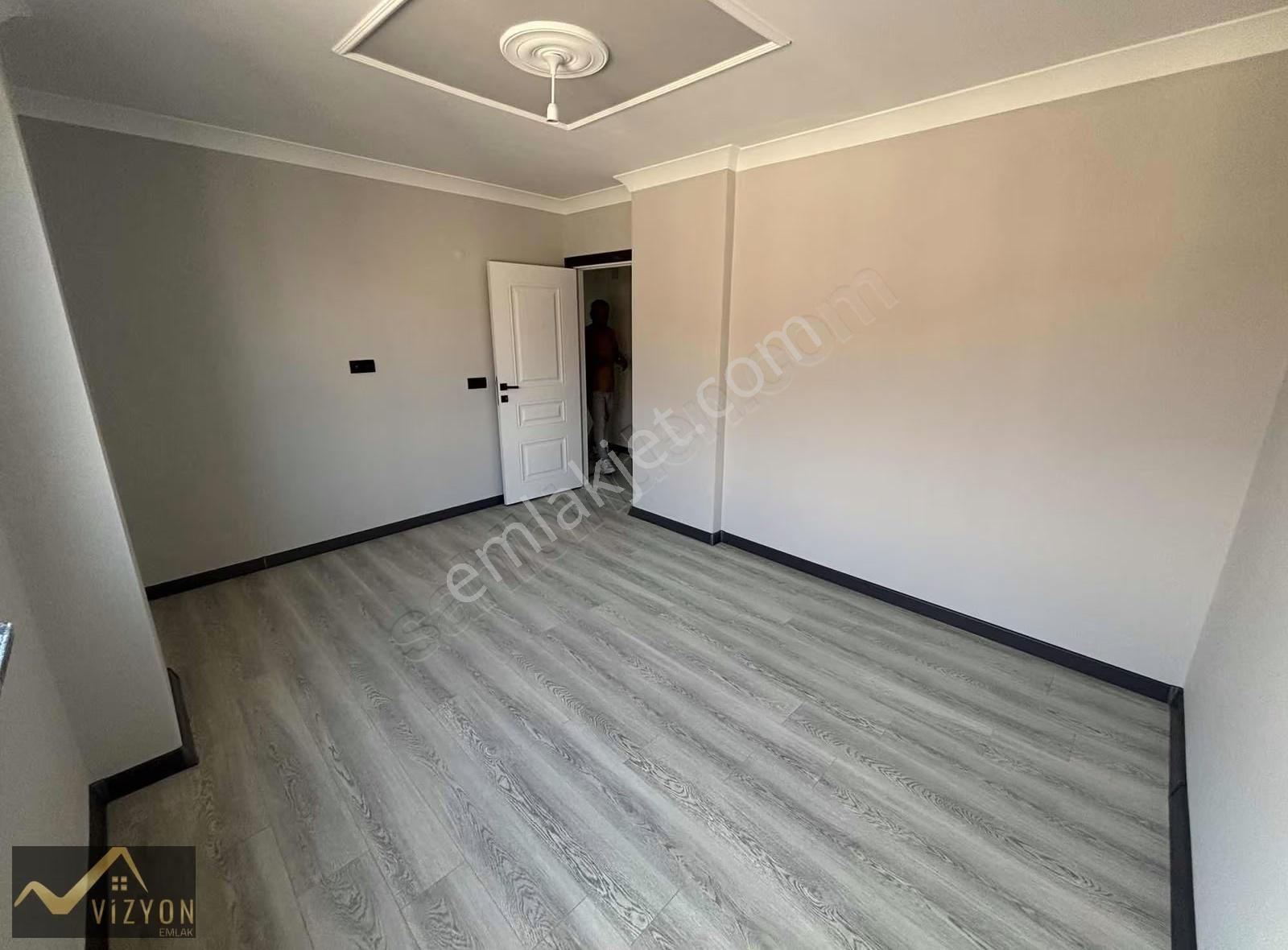 Emek Mahallesinde 120 M² 3+1 Ara Kat Daire - Görsel 4