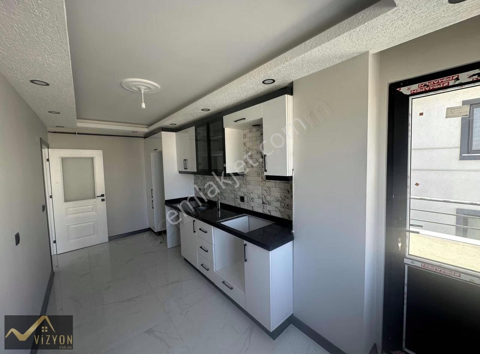 Emek Mahalesin De 3+1 Arakat 130 M2 Metroya Yürüme Mesafesi - Görsel 4