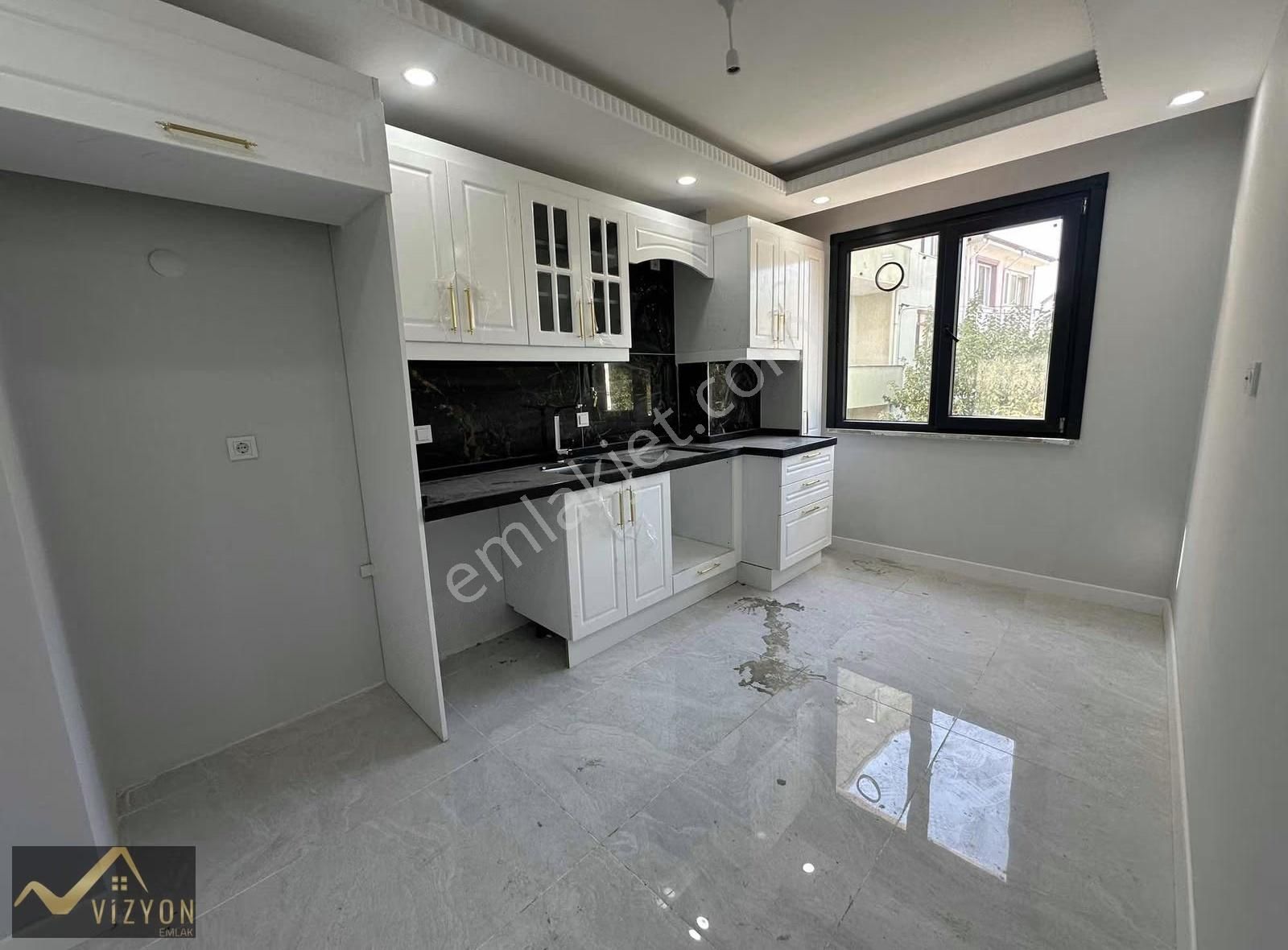 Millet Bahçesinde Yanında 2+1 92 M2 Arakat Full Deniz Mazaralı - Görsel 11