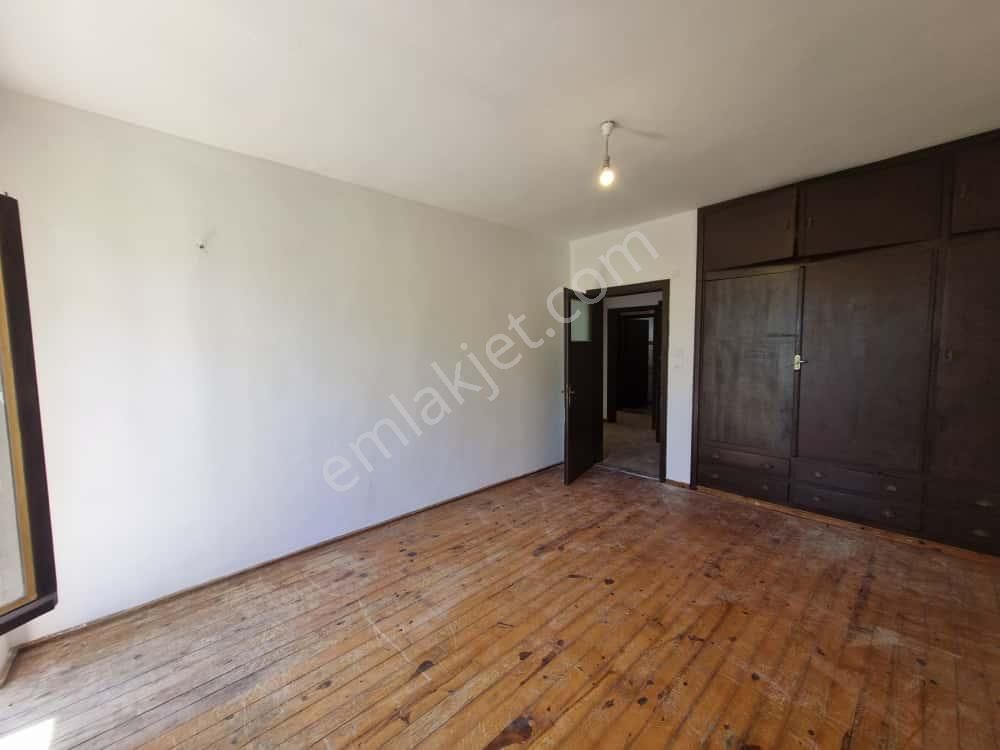 Sugözü Mah. Kütürüp Mevkiinde Kiralık 2+1 Ayrı Mutfak Daire - Görsel 9