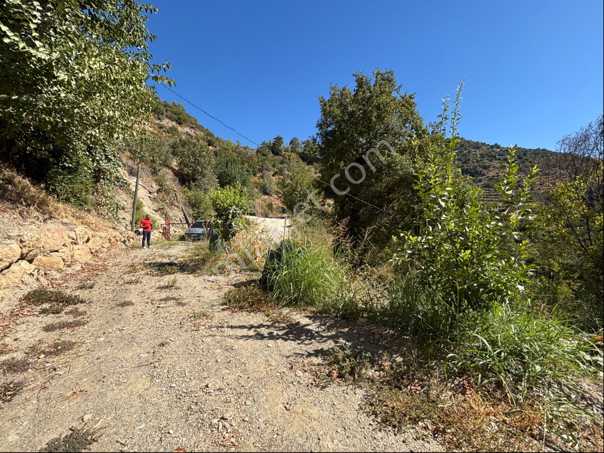 Alanya Gümüşgöze Mahallesinde Çaya 80 Metre Uzaklıkta İçerisinde Eşyalı Ev Bulunan Satılık Tarla - Görsel 8
