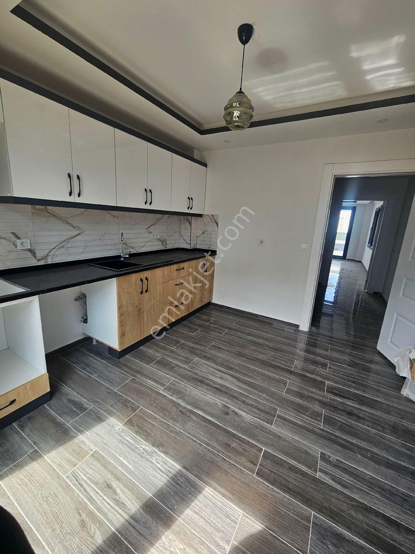 Didim'de Daire Parasına Müstakil Ev - Görsel 12