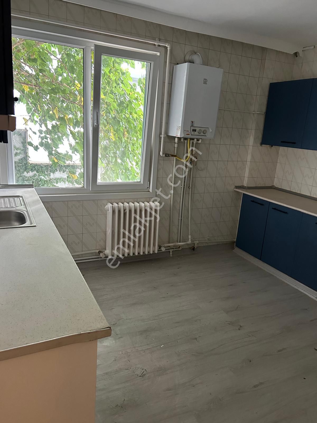 Büyükçekmece Sahilde 4+1 Deniz Manzaralı Kiralık Daire - Görsel 2