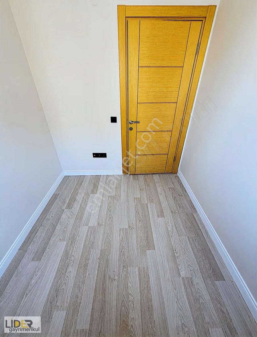 Lider'den Altıntepede Marmaraya Yakın 2. Kat Özel Tasarım Ön 2+1 - Görsel 2