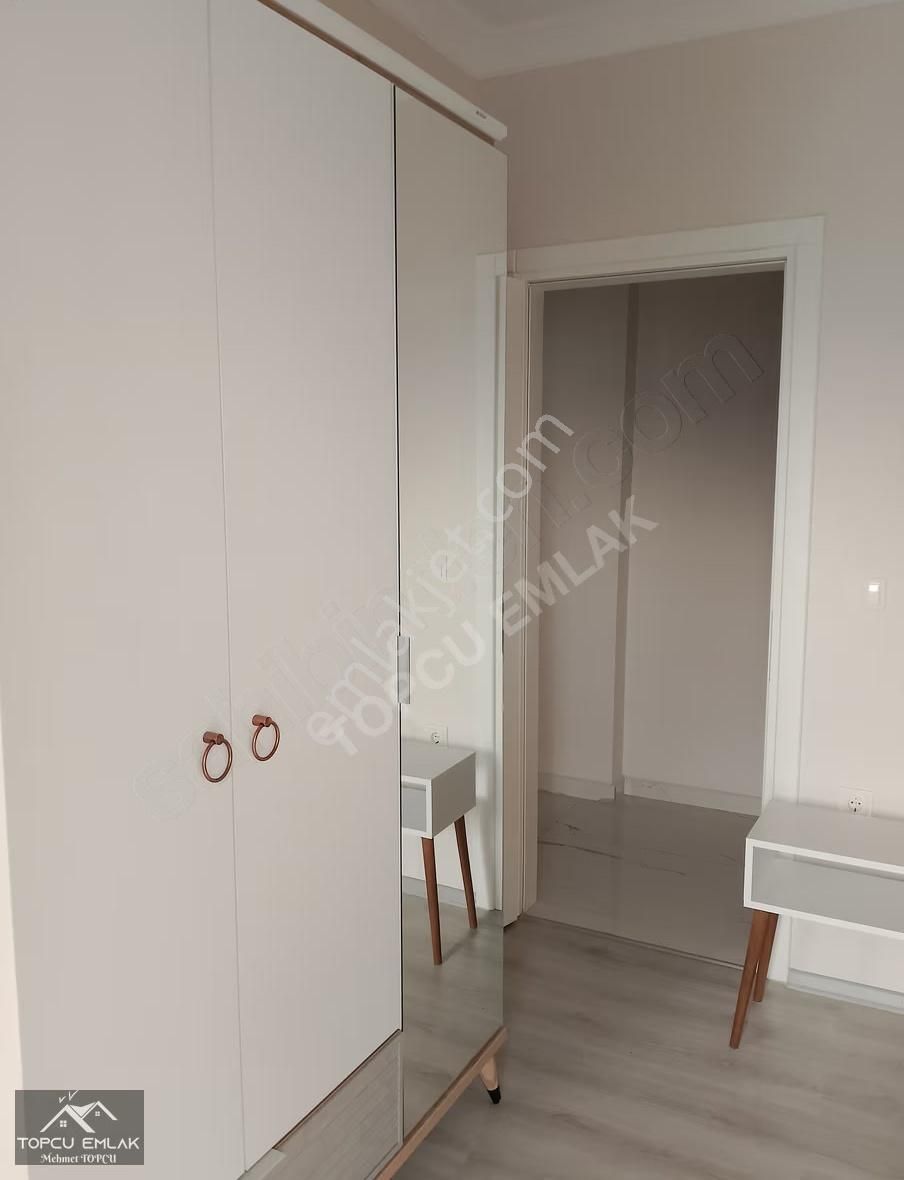 Cumhuriyet Mahallesi'nde Yeni Eşyalı Satılık Daire - Görsel 4