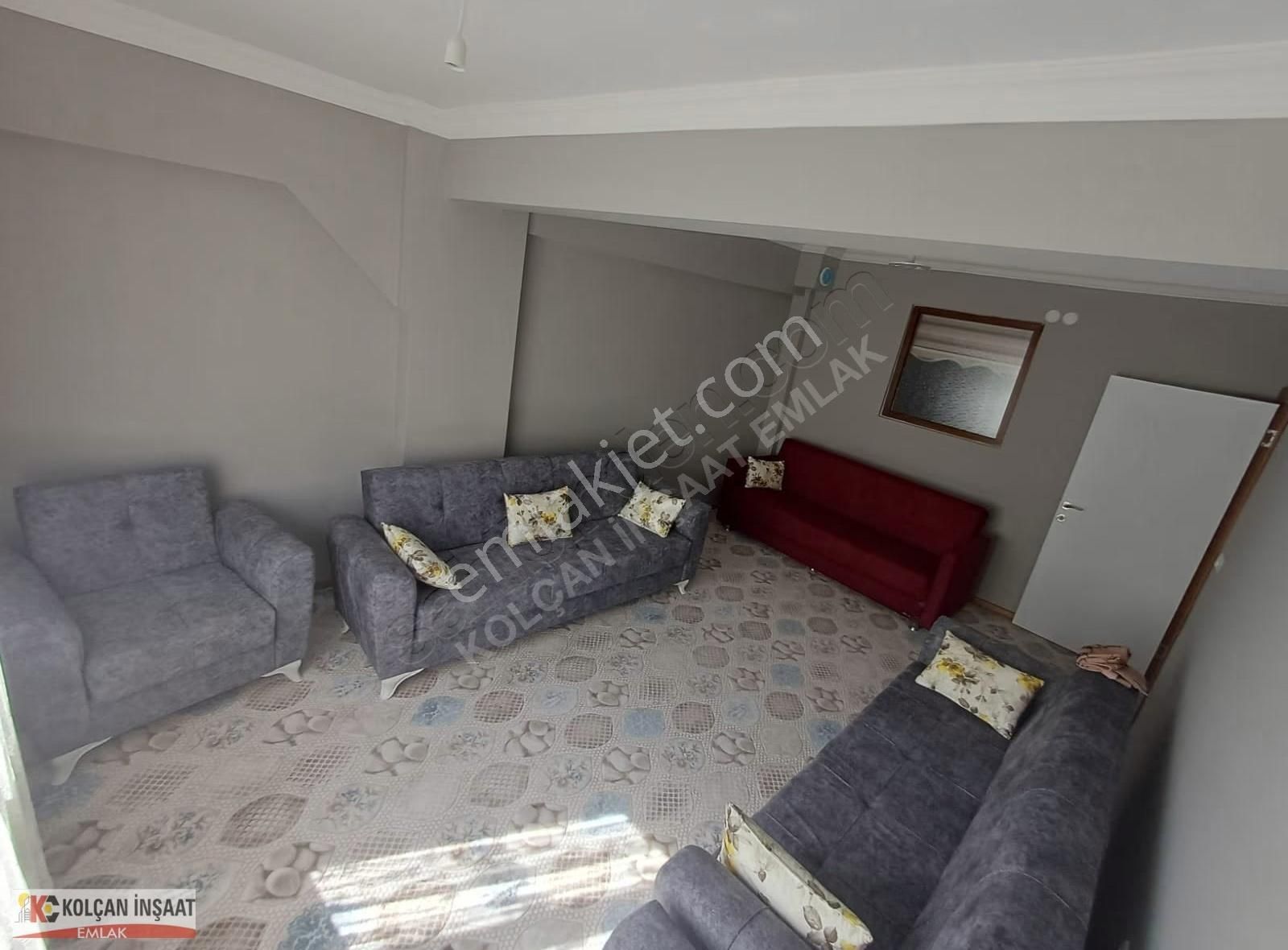 Kolçan Emlak'tan Yenidogan'da Kanal Boyunda 2+1 Eşyalı Satılık