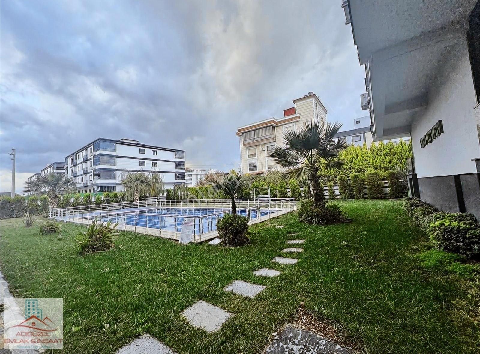 Havuzlu Lüks Site'de 3+1 Oturuma Hazır Daire - Görsel 26