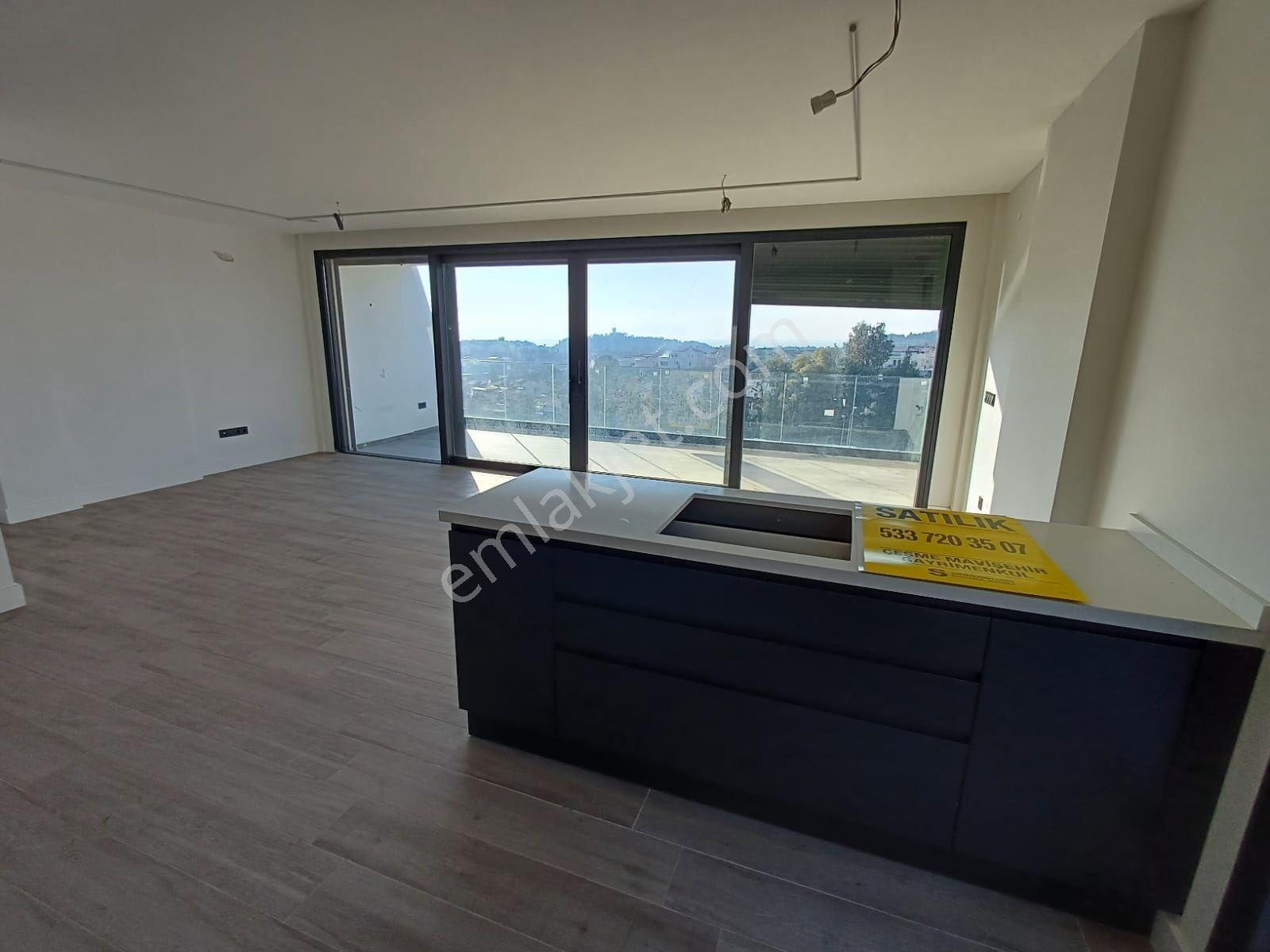 Kuşadasısitede Önü Havuz Ve Deniz Manzaralı Büyük 2+1 - Görsel 26