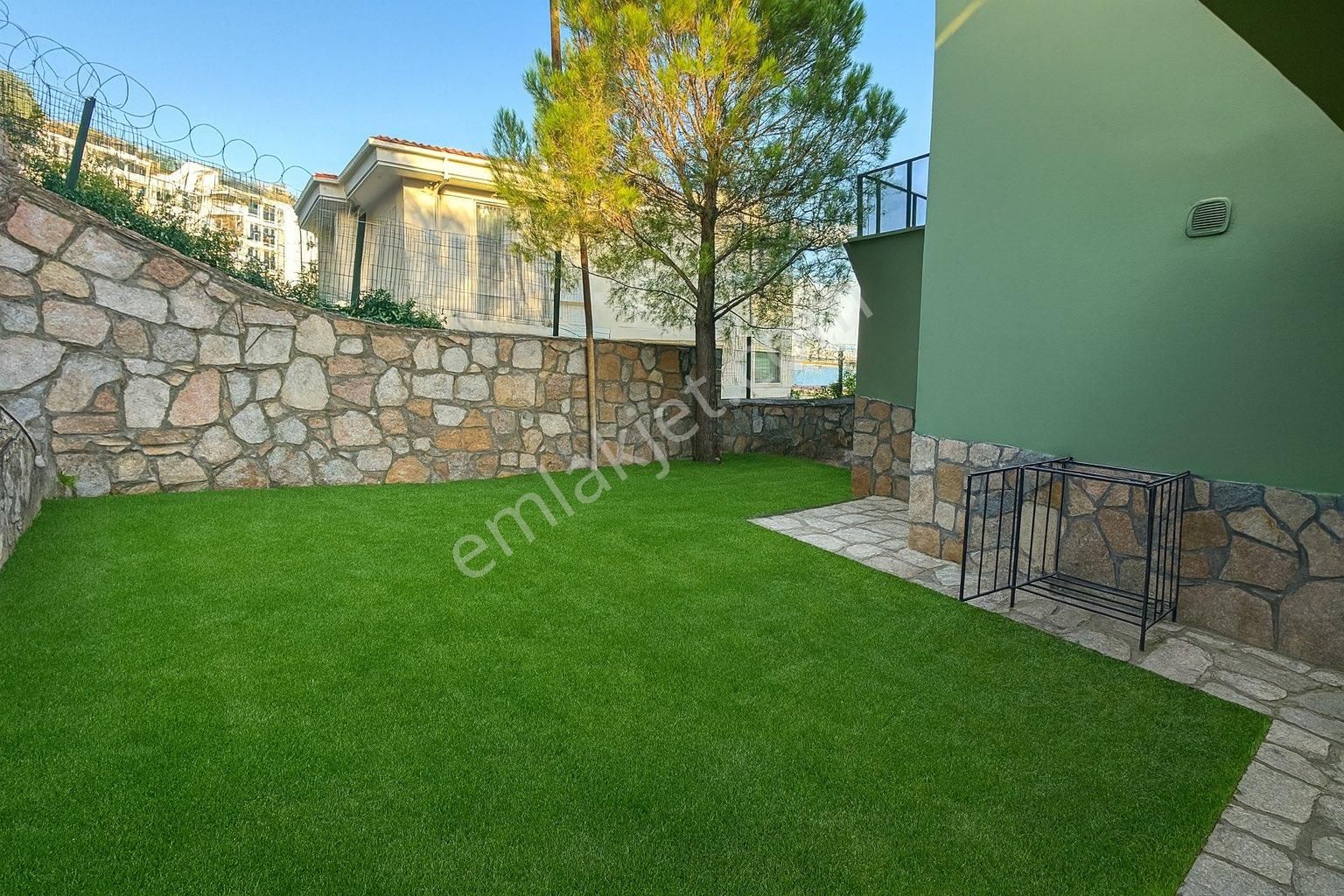 Avcı'dan Altınoluk 3+1 Villa Manzara Otopark Sömine 368m2 Arsa - Görsel 11