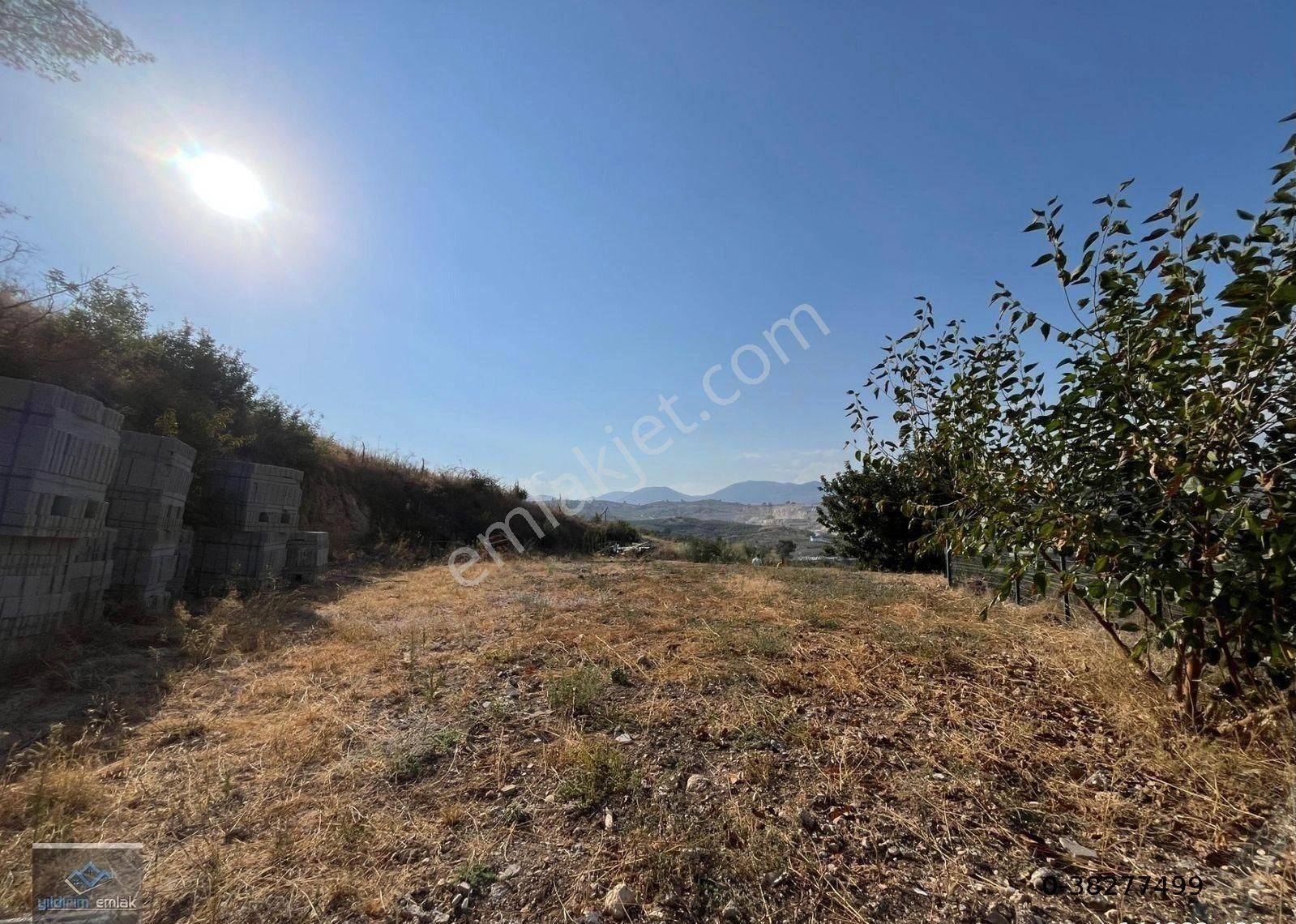 Yıldırım Gayrimenkul'den Camili'de Yola Yakın Masrafsız Arsa - Görsel 8