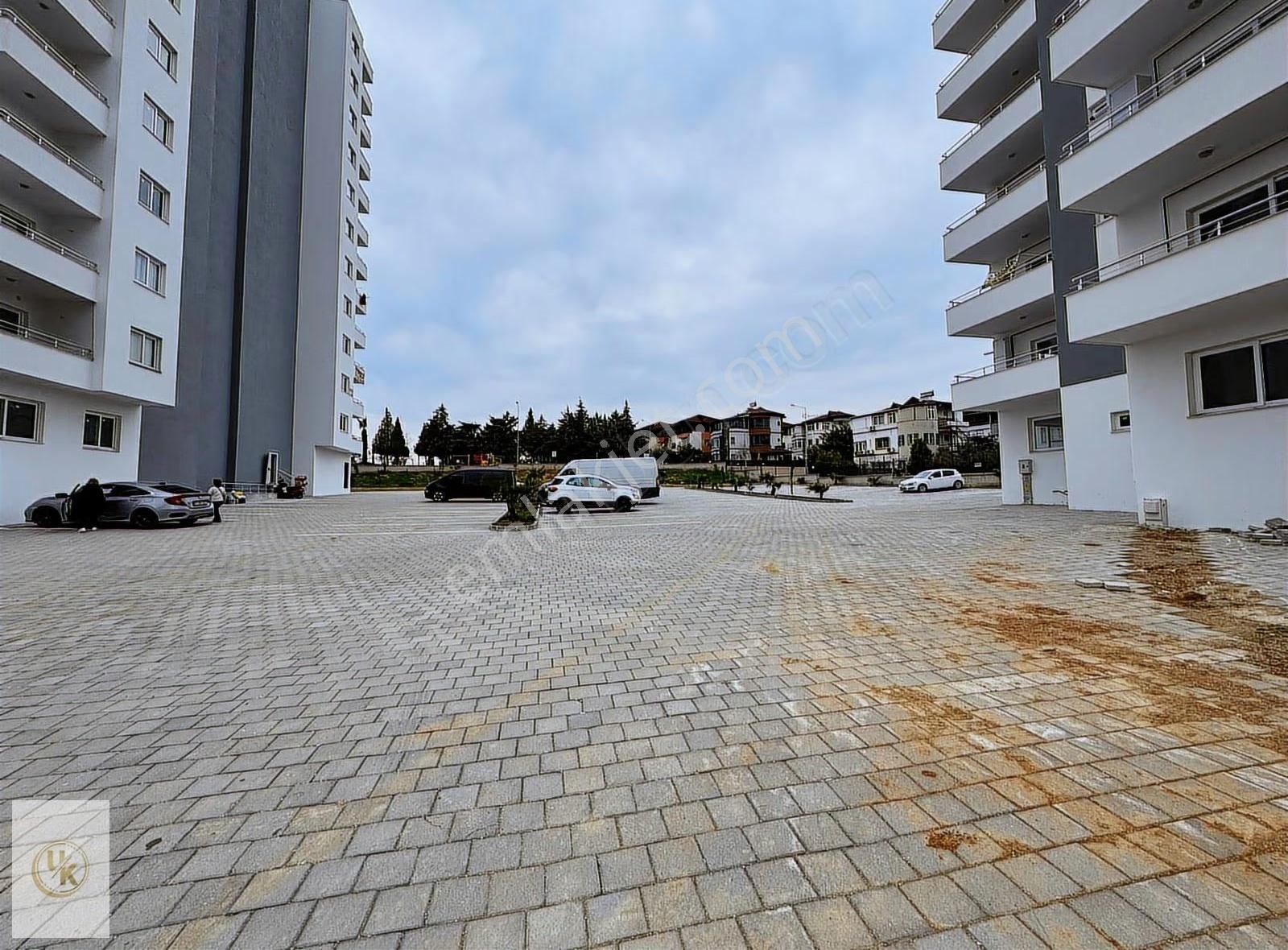 Bahçeşehirde Site İçi 1+1 Yatırıma Uygun Hazır Kiraclı Lüx Daire - Görsel 2