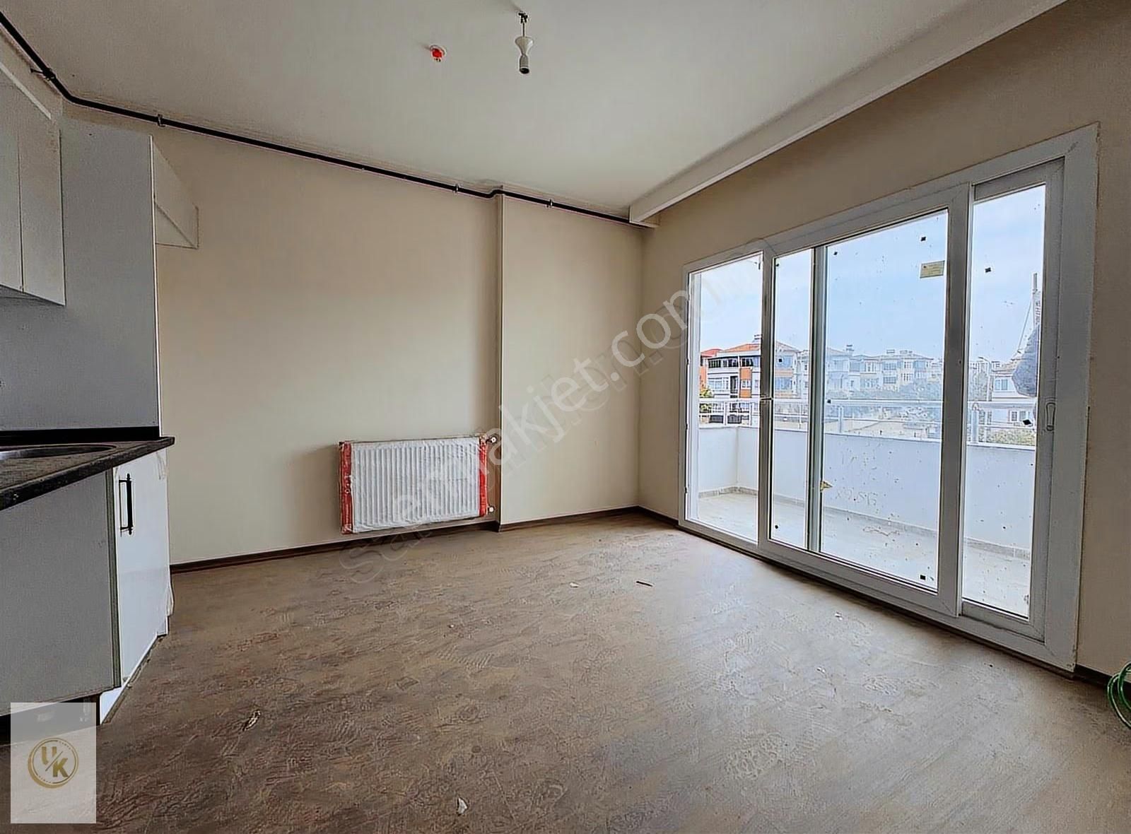 Bahçeşehirde Site İçi 1+1 Yatırıma Uygun Hazır Kiraclı Lüx Daire - Görsel 11