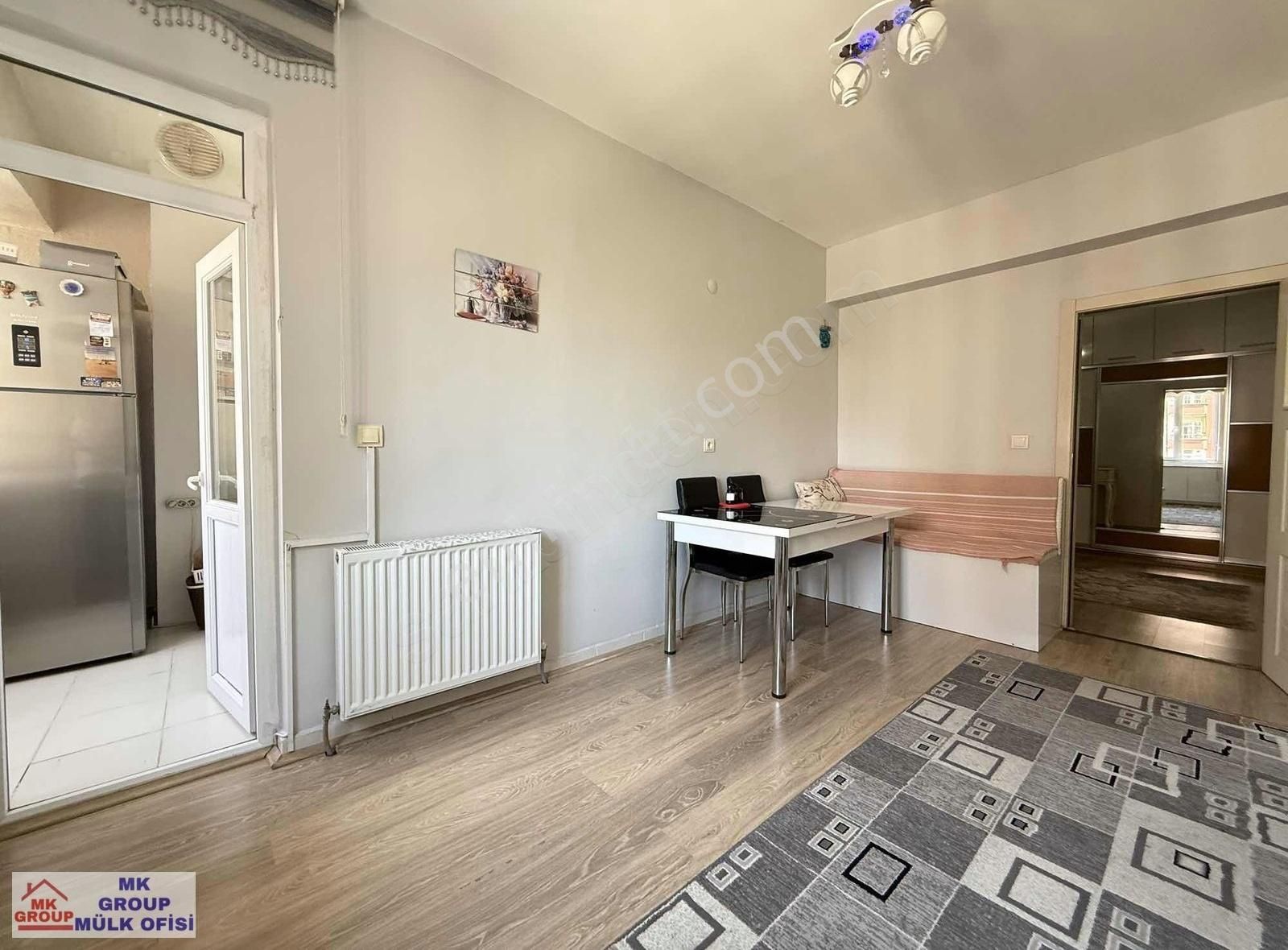 Papatya Caddesinde Ultra Geniş Temiz Kilerli 4+1 Satılık Daire - Görsel 26