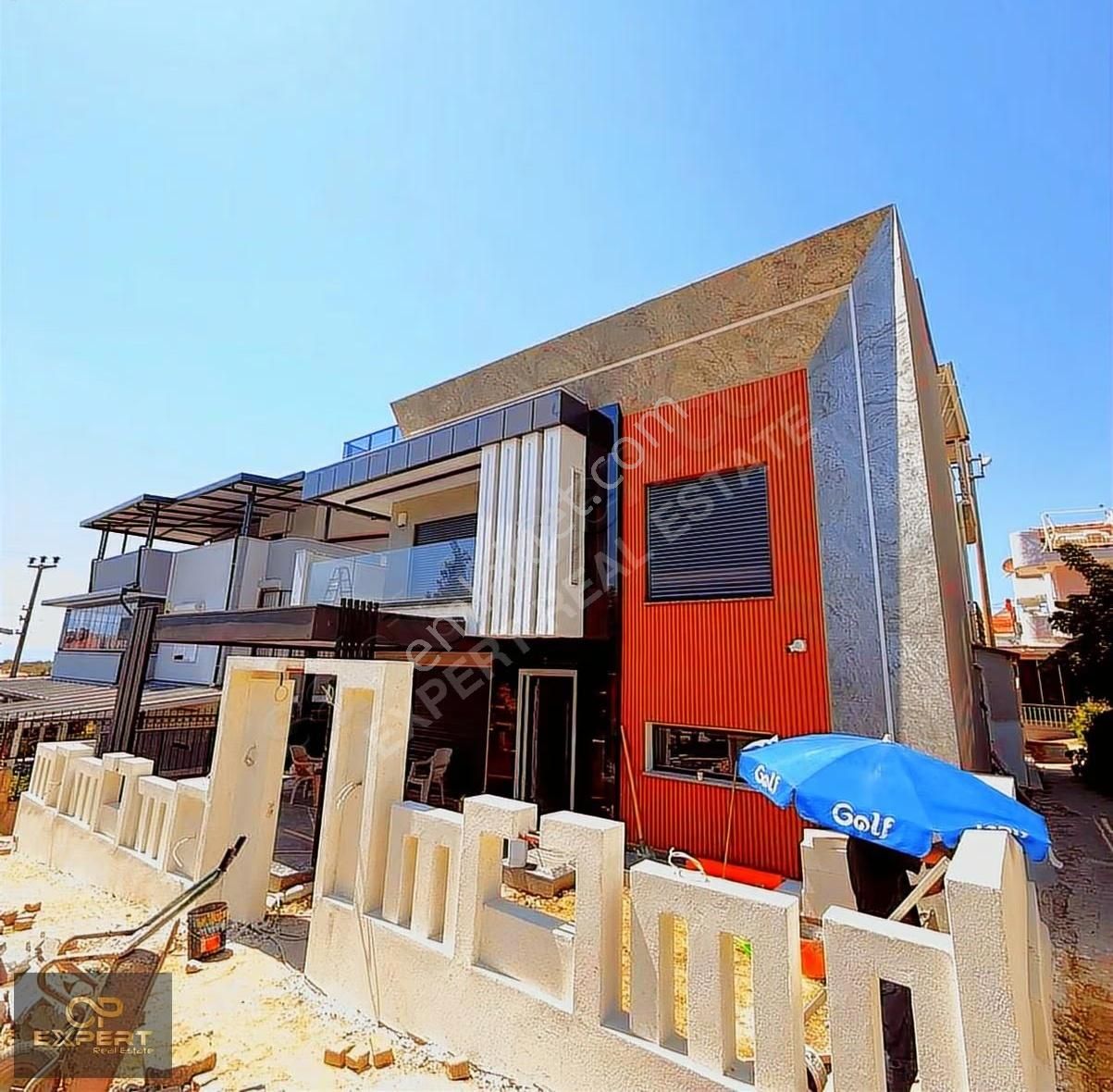 Kuşadası Kadınlar Plajna Yürüme Mesafesinde Havuzlu Sitede Villa - Görsel 6