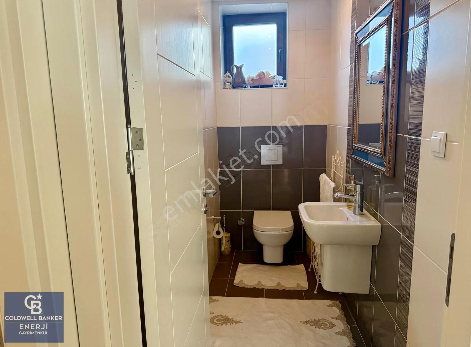 Bahçeşehir Kelebekler Vadisi Satılık 6+2 Villa Havuz Manzaralı - Görsel 5