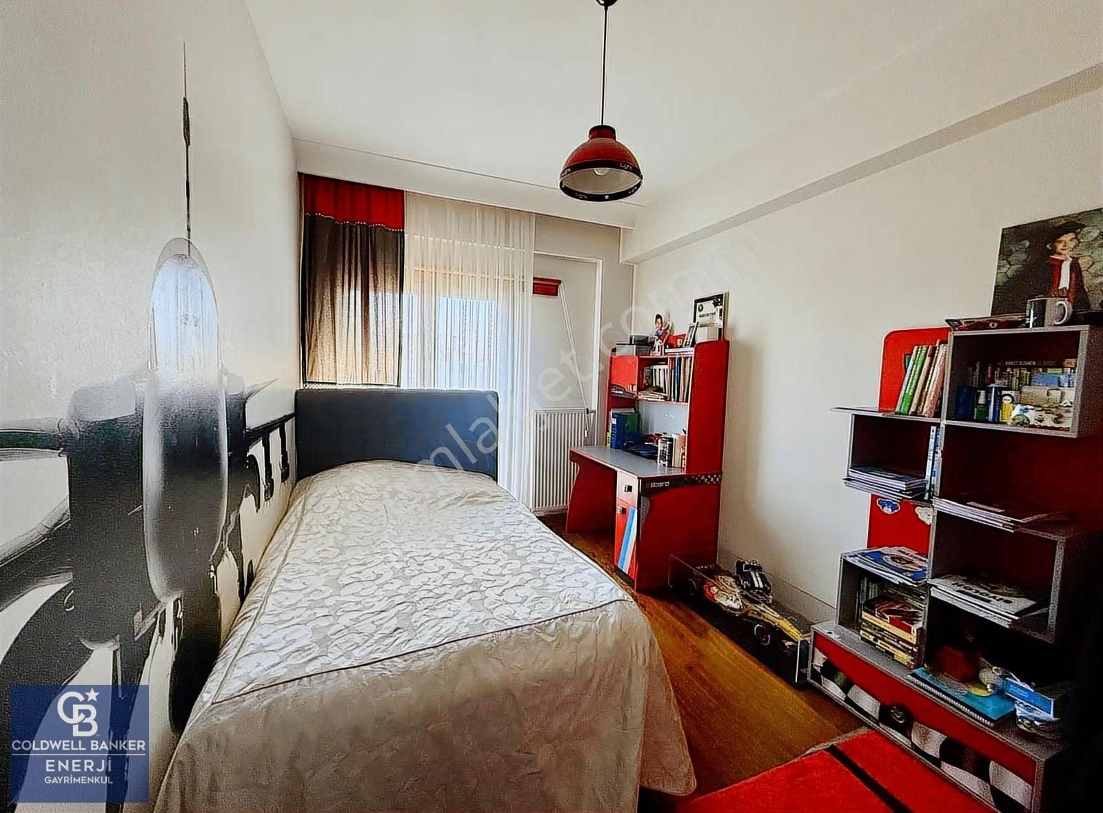 Bahçeşehir Kelebekler Vadisi Satılık 6+2 Villa Havuz Manzaralı - Görsel 19