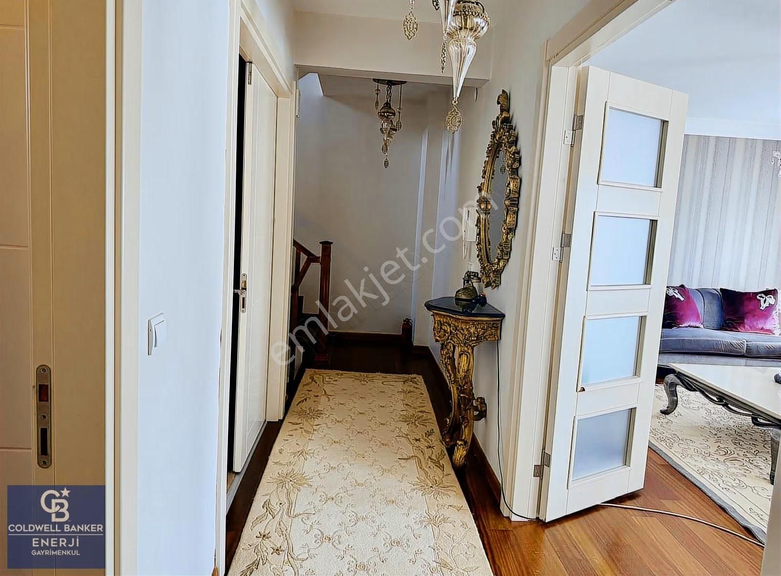 Bahçeşehir Kelebekler Vadisi Satılık 6+2 Villa Havuz Manzaralı - Görsel 15