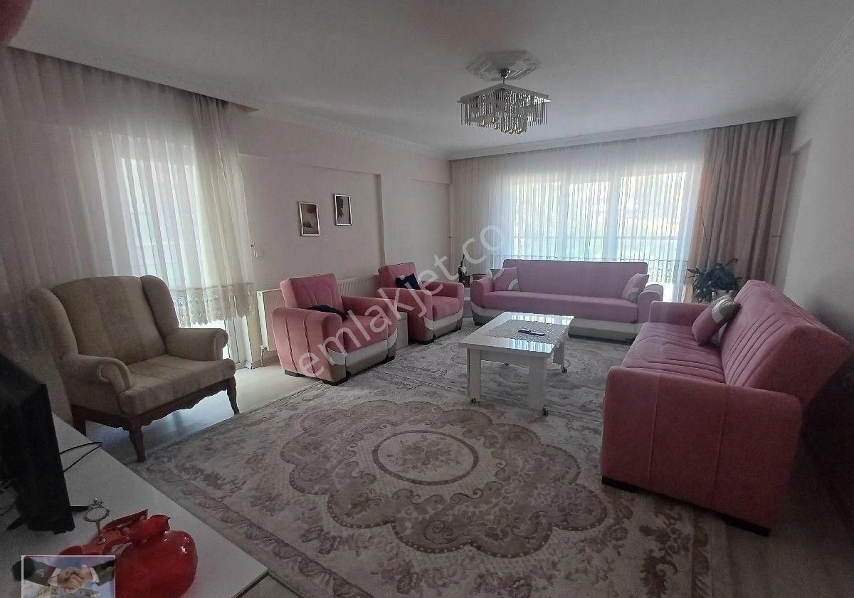 Kalekışladan Cadde Yakını Asansörlü Kiralık 3+1daire - Görsel 35