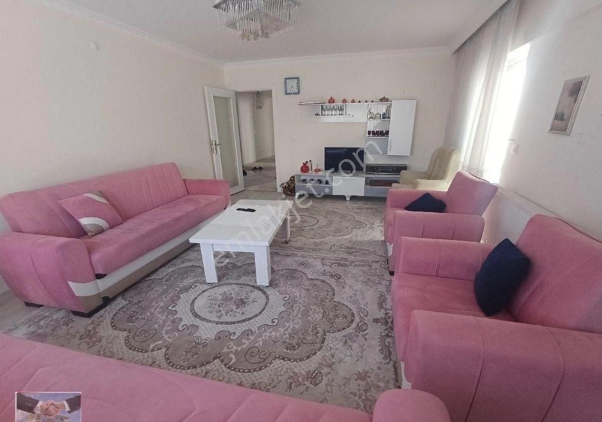 Kalekışladan Cadde Yakını Asansörlü Kiralık 3+1daire - Görsel 22