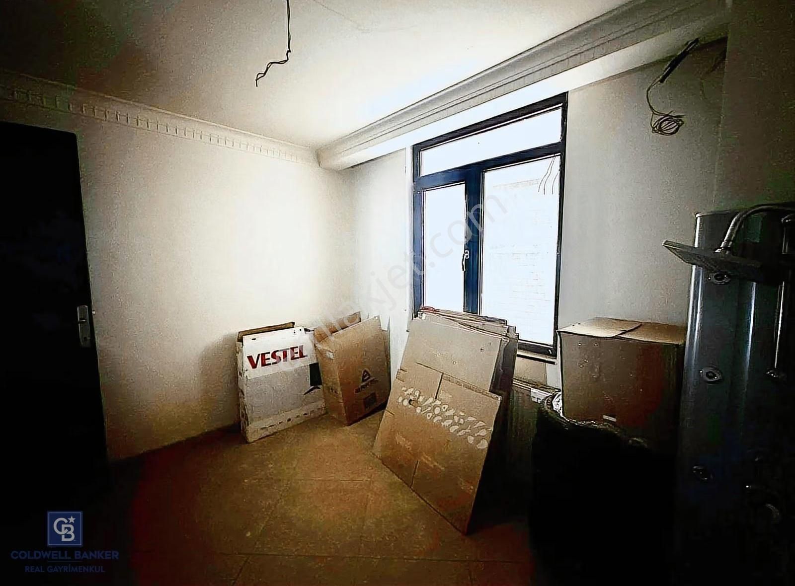 Acıbadem Yaprak Sokak 2+1 Satılık Daire - Görsel 13