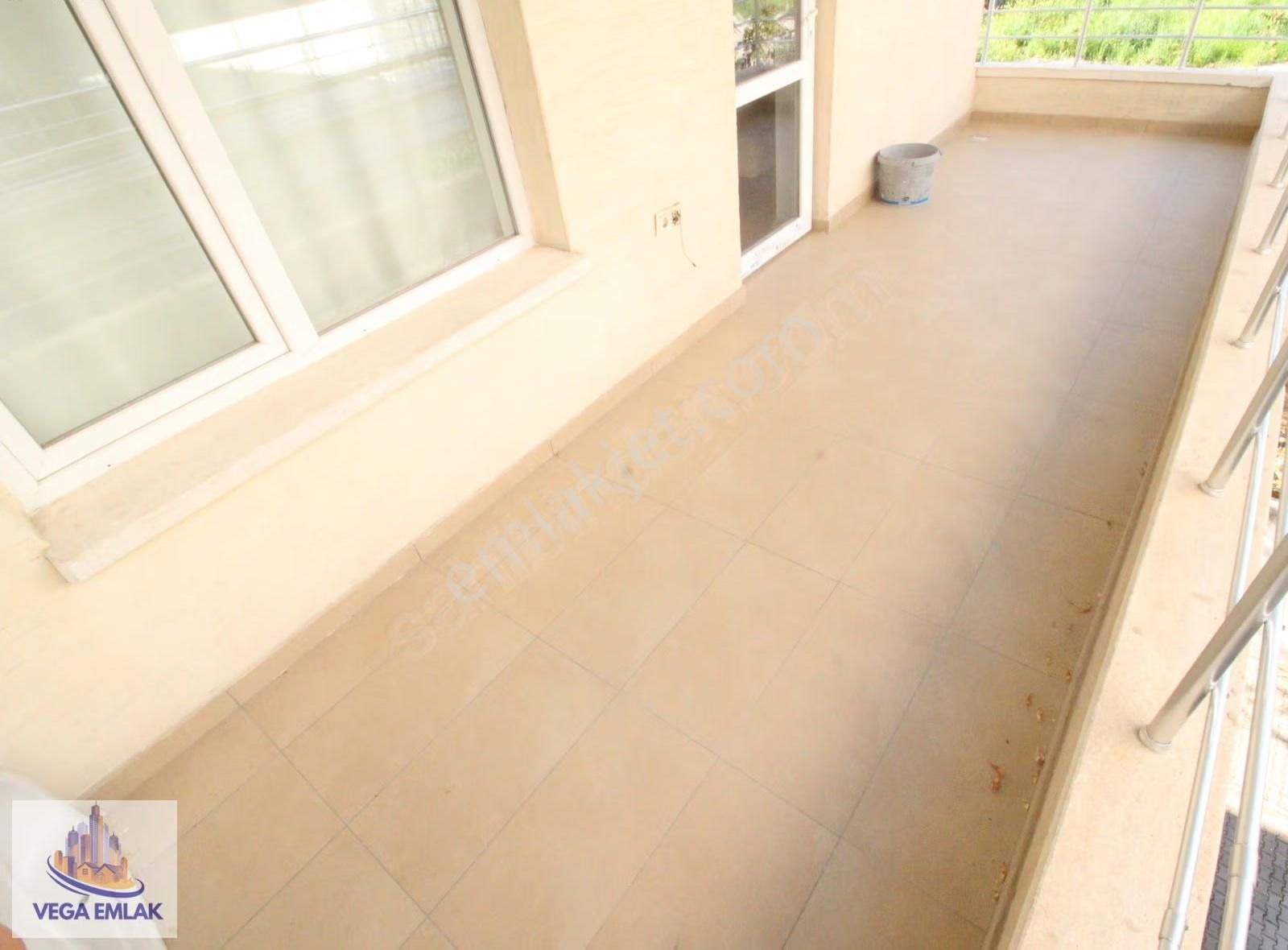 Vega Emlak'tan Acil Satılık Fulyapılı 3+1 Geniş Daire - Görsel 25