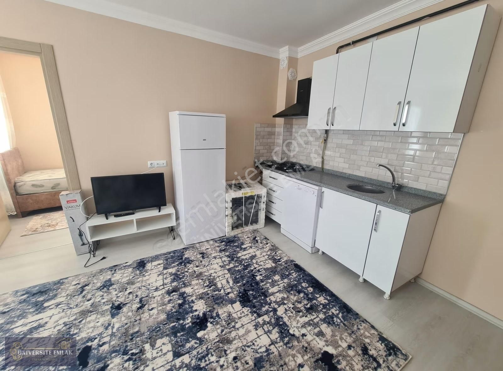 14.500tl Kiracılı Ful Eşyalı Güney C. Balkonlu Manzaralı Satılık - Görsel 18