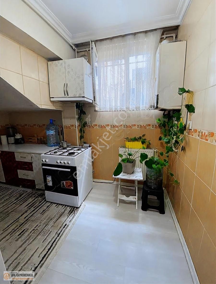 Işık Gayrimenkul'den Oruç Reis Mah'de 88m2 2+1 Bahçe Katı - Görsel 11