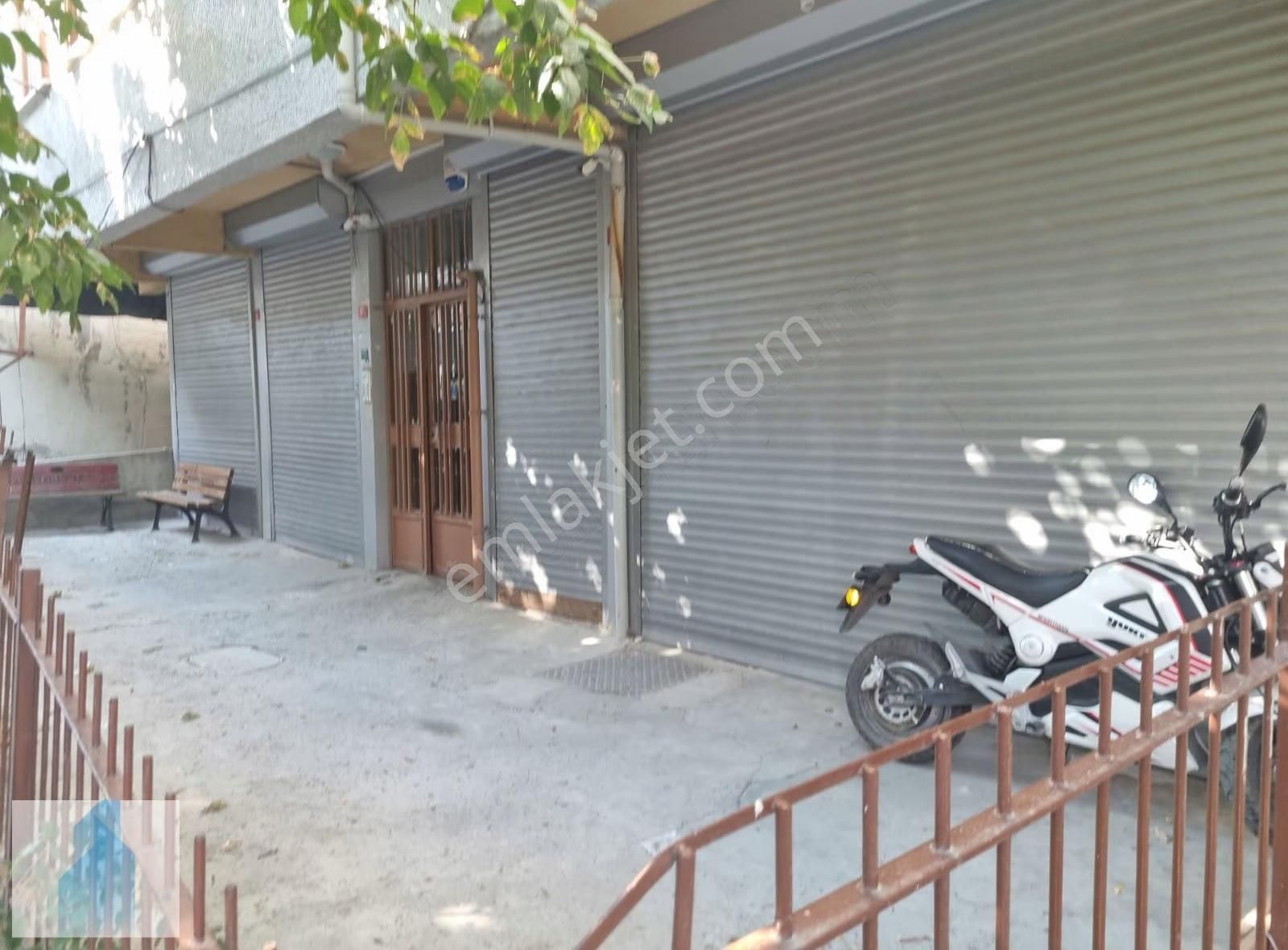 Güngören Güneştepe Mah Satılık Depolu Dükkan 110 M²