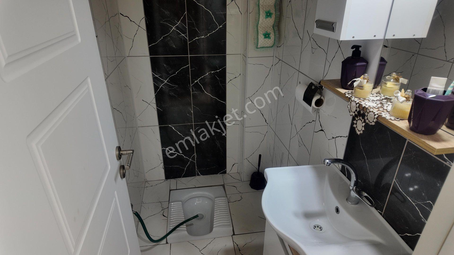 Kızkalesinde Havuzlu Site İçerisinde Eşyalı Satılık 2+1 Daire - Görsel 17