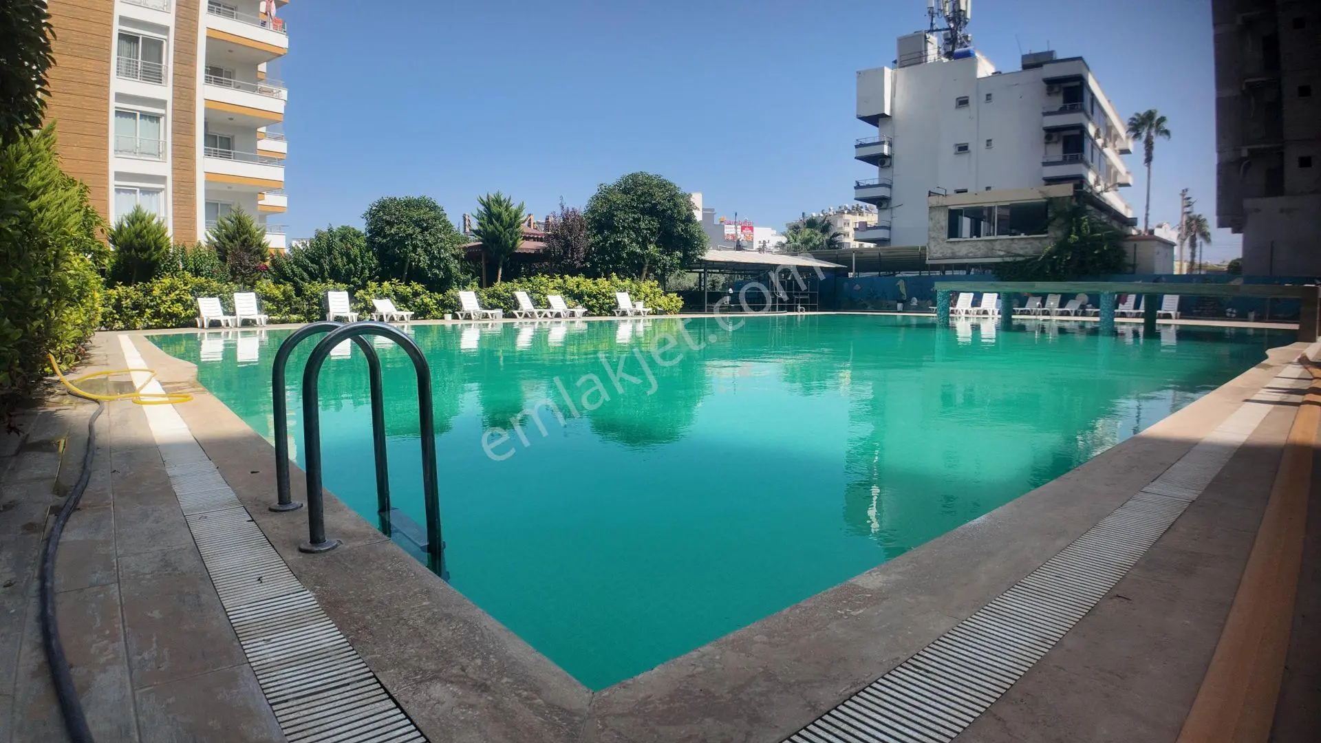 Kızkalesinde Havuzlu Site İçerisinde Eşyalı Satılık 2+1 Daire - Görsel 4