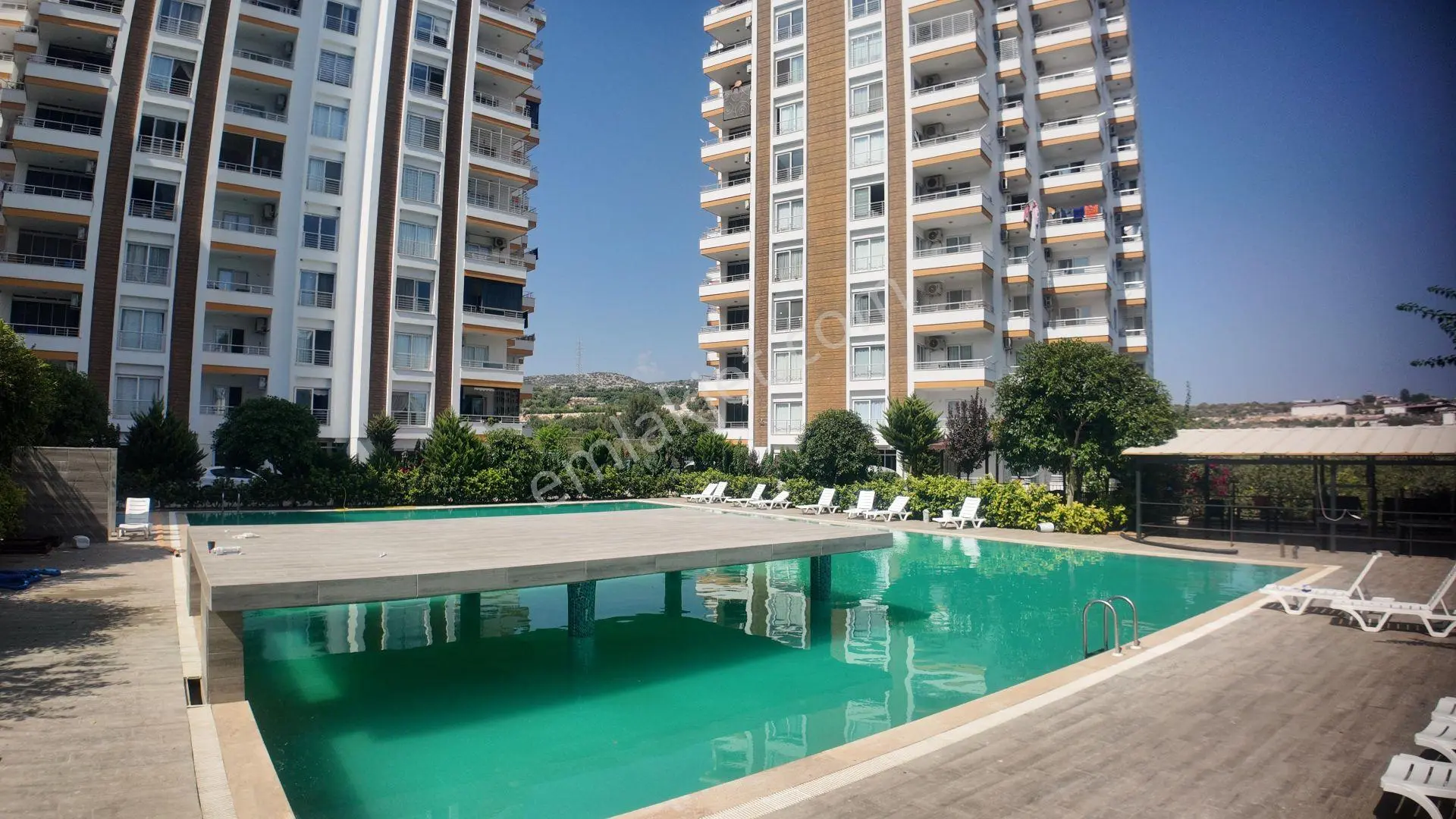 Kızkalesinde Havuzlu Site İçerisinde Eşyalı Satılık 2+1 Daire - Görsel 2
