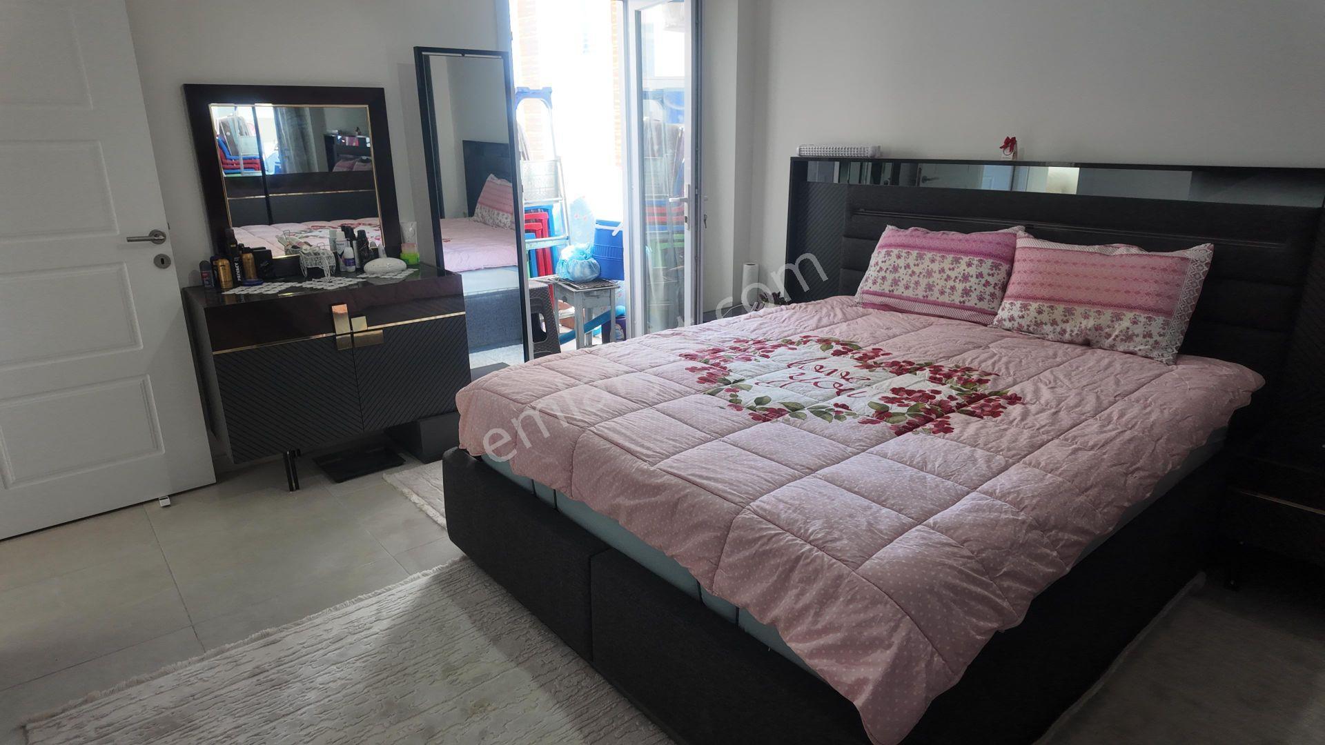 Kızkalesinde Havuzlu Site İçerisinde Eşyalı Satılık 2+1 Daire - Görsel 11