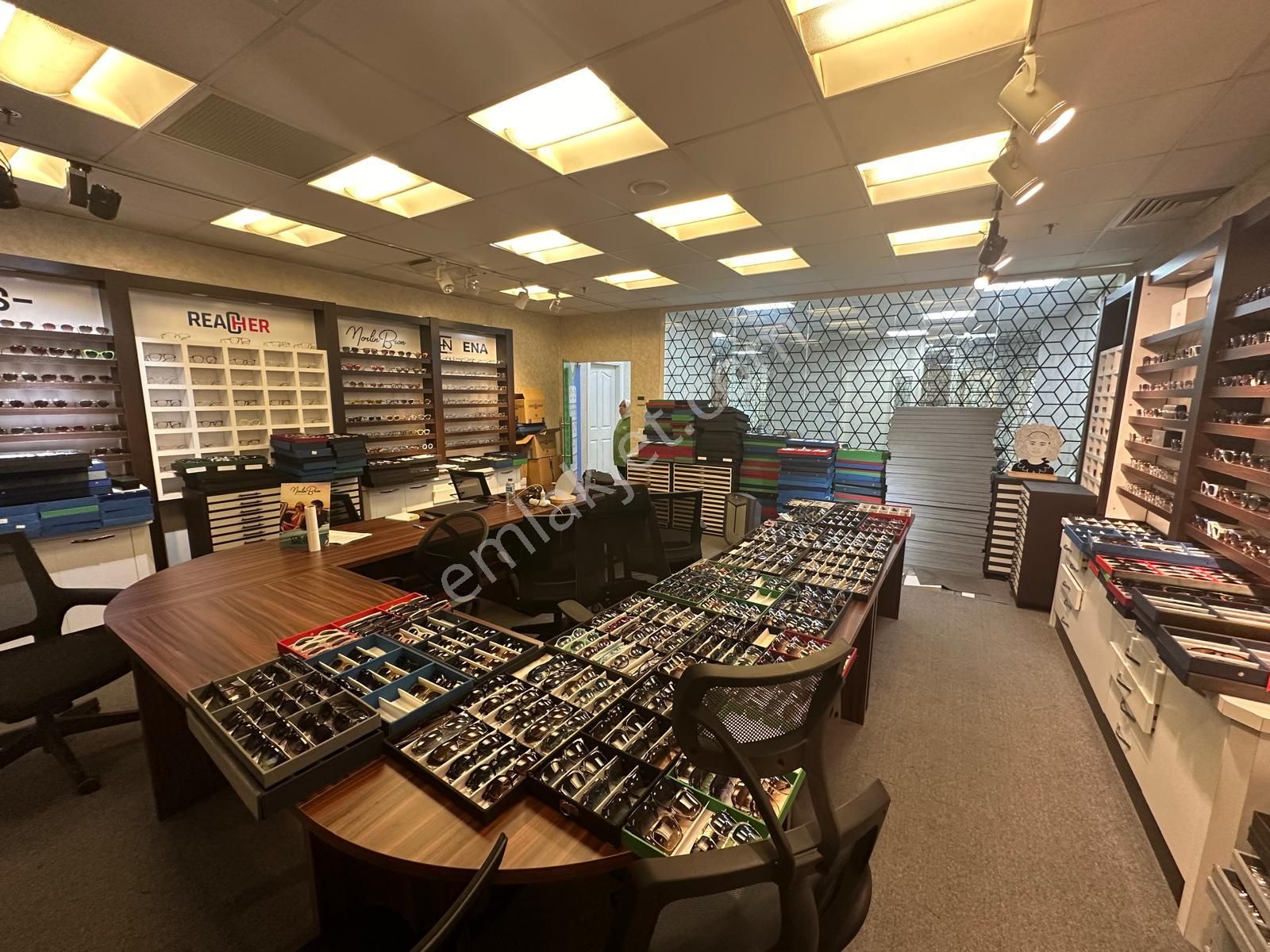 Koza Plaza'da Modern Yapılı 352 M2 Prestijli Kiralık Plaza Katı - Görsel 20