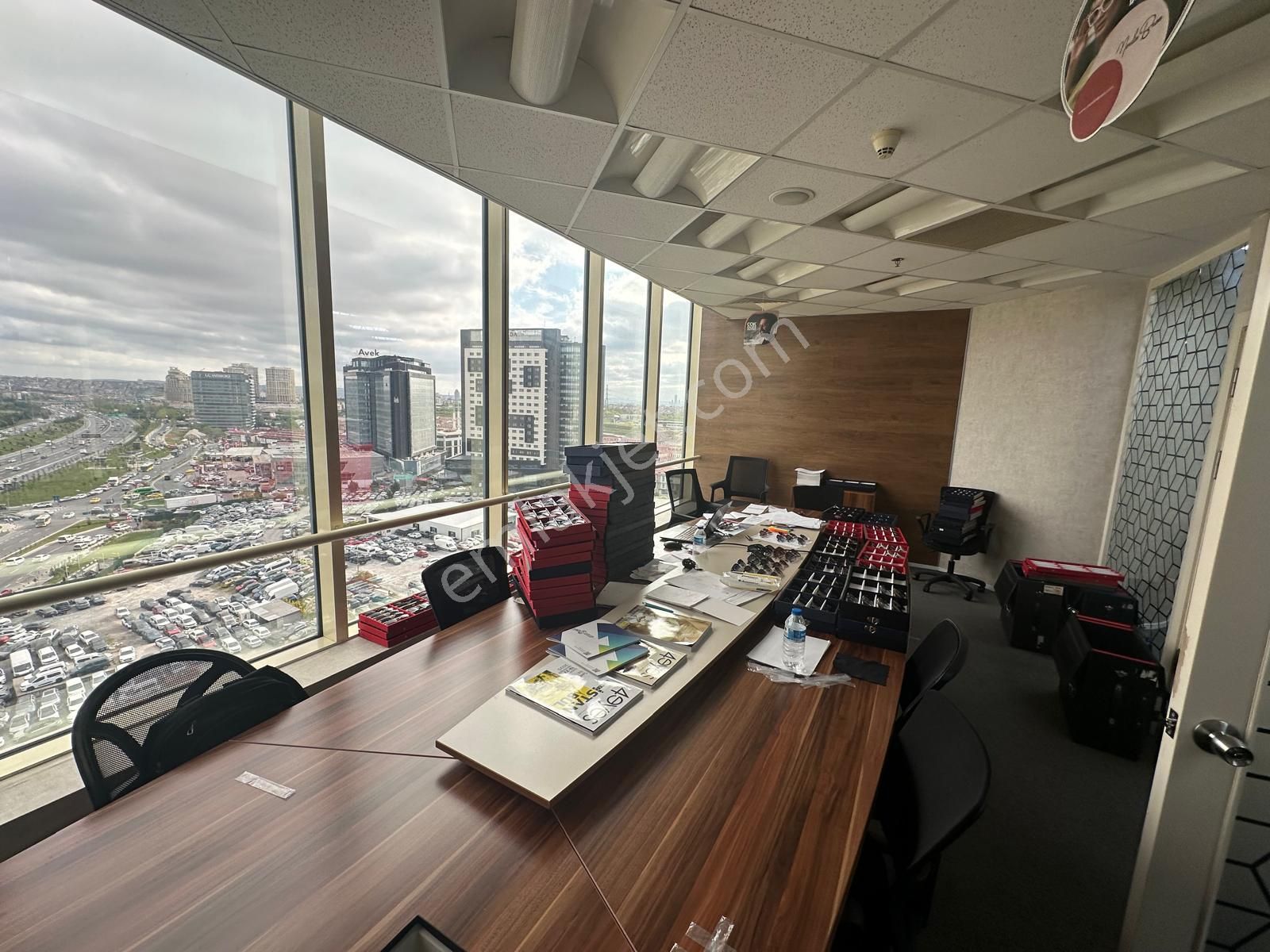 Koza Plaza'da Modern Yapılı 352 M2 Prestijli Kiralık Plaza Katı - Görsel 16