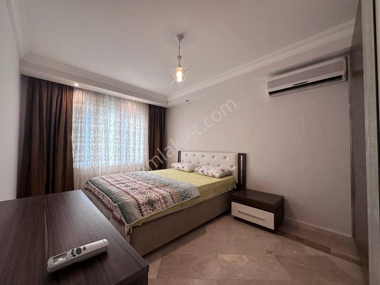 Mahmutlar'da Full Aktiviteli Site'de Yüksek Kat 2+1 120 M2 Daire - Görsel 9