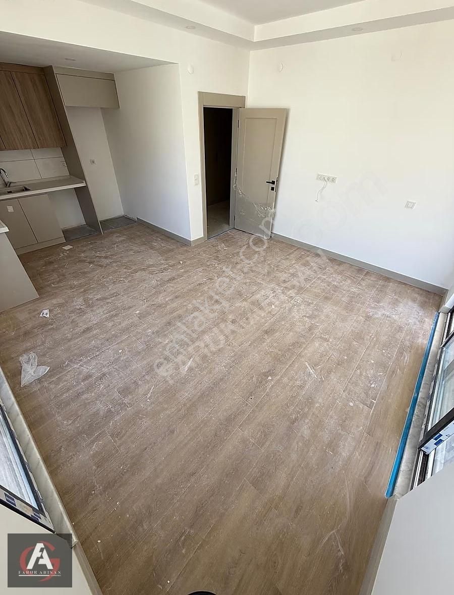 Faruk Arısandan Merkezi Konumda Lüx Site İçi Ebeveyn Banyolu 2+1 - Görsel 29