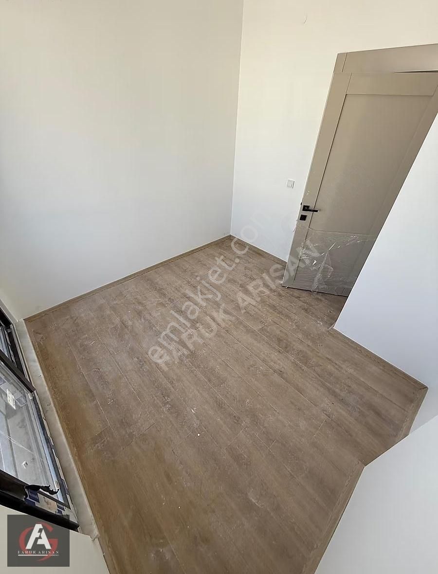 Faruk Arısandan Merkezi Konumda Lüx Site İçi Ebeveyn Banyolu 2+1 - Görsel 32