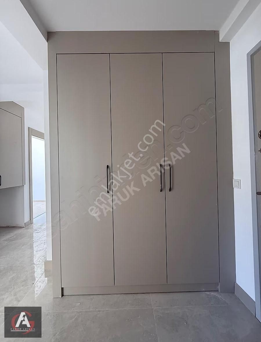 Faruk Arısandan Merkezi Konumda Lüx Site İçi Ebeveyn Banyolu 2+1 - Görsel 15