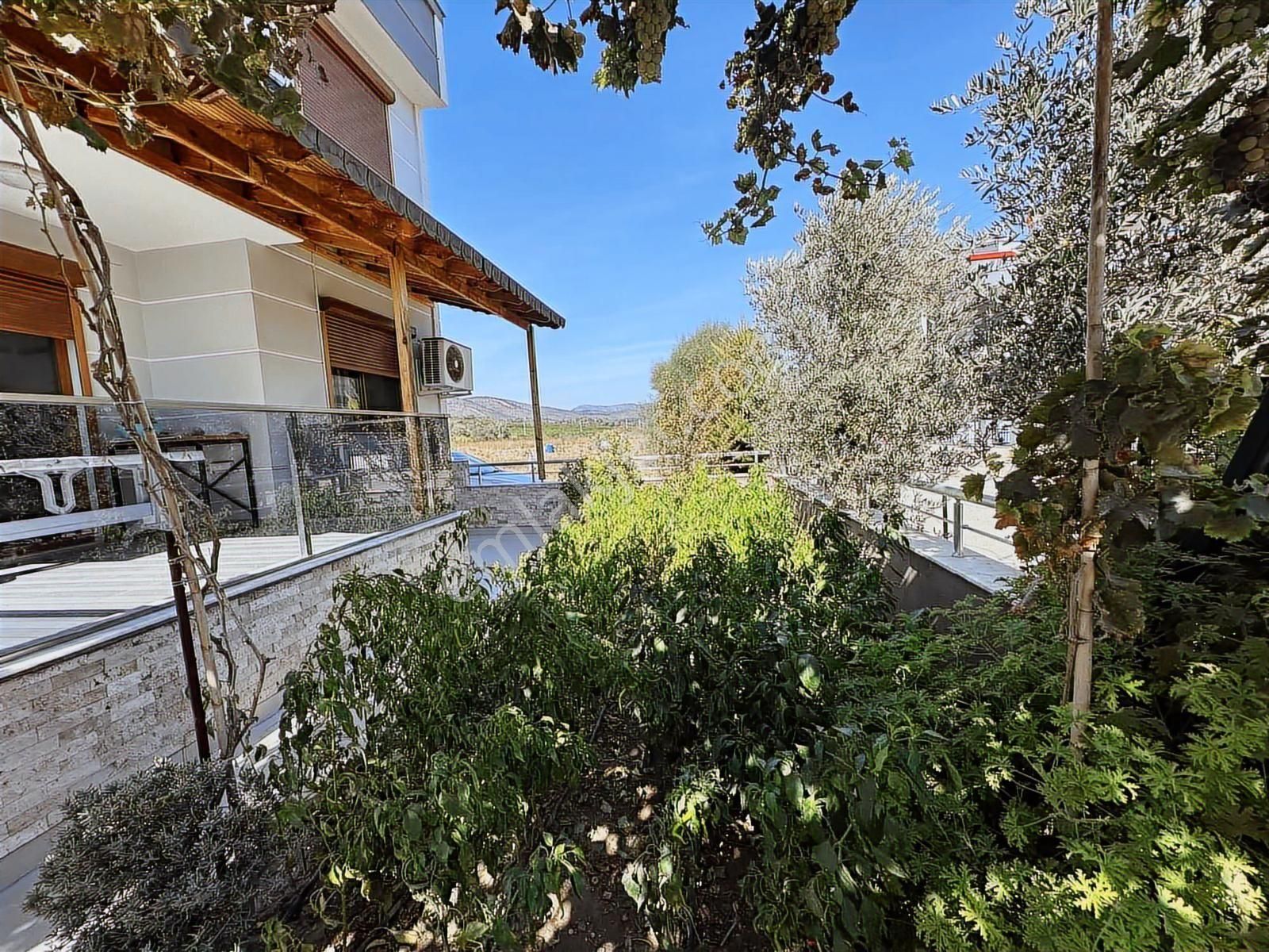 İzmir Seferihisar Doğanbey De Satılık 4+1 Müstakil Villa - Görsel 27