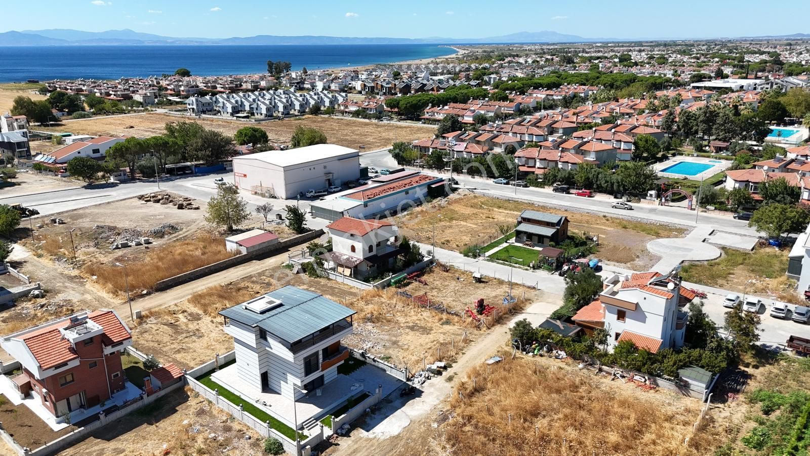 İzmir Dikili Salihleraltında Satılık Sıfır 6+1 Müstakil Villa Yazlık - Görsel 3