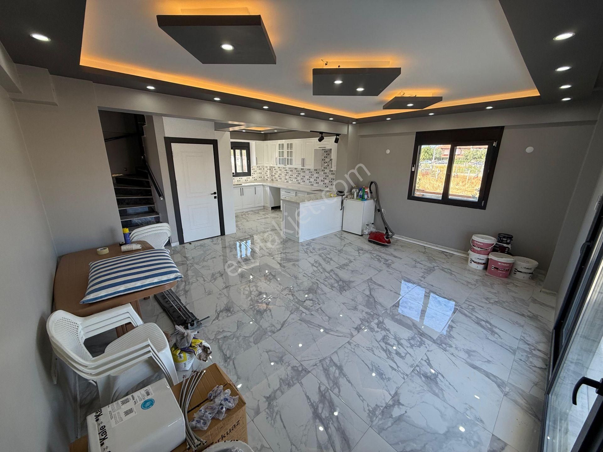 İzmir Dikili Salihleraltında Satılık Sıfır 6+1 Müstakil Villa Yazlık - Görsel 8