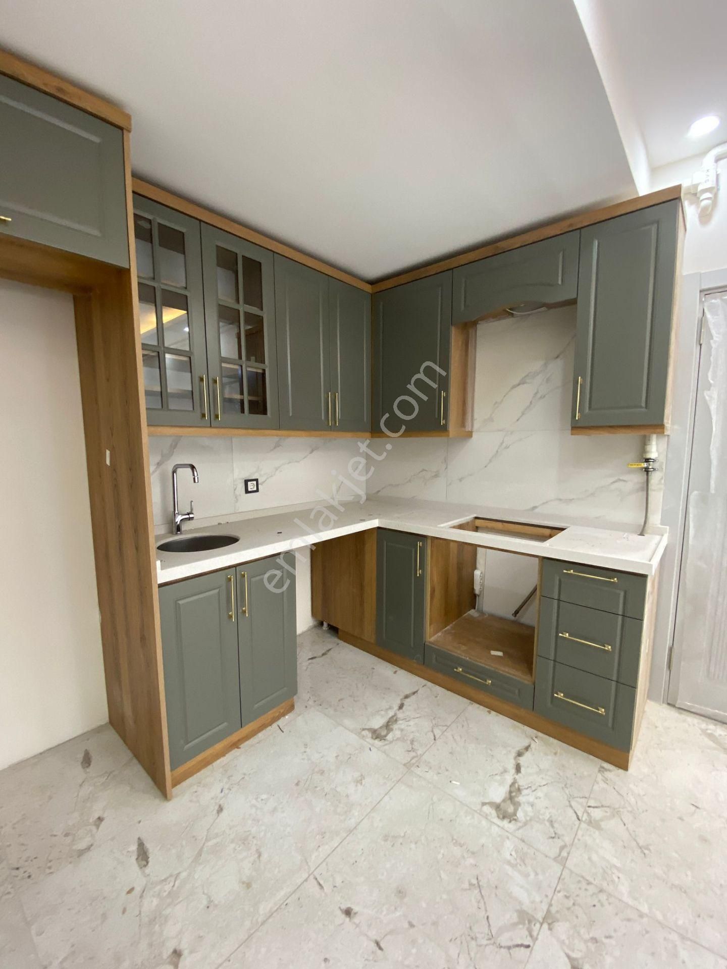 Bergama Fatih Mah. Merkezi Konumda 2+1 Açık Mutfak - Görsel 3