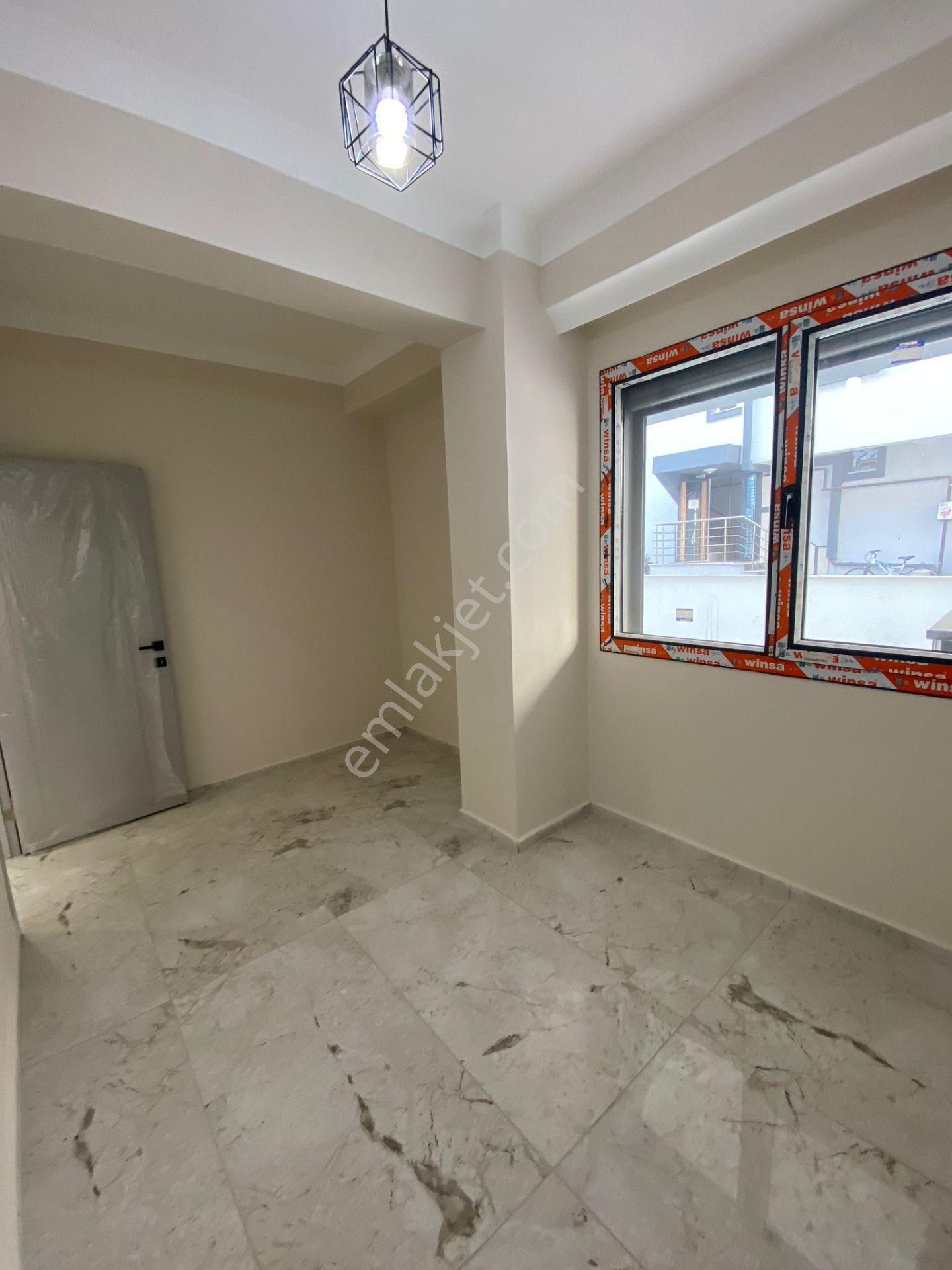 Bergama Fatih Mah. Merkezi Konumda 2+1 Açık Mutfak - Görsel 12