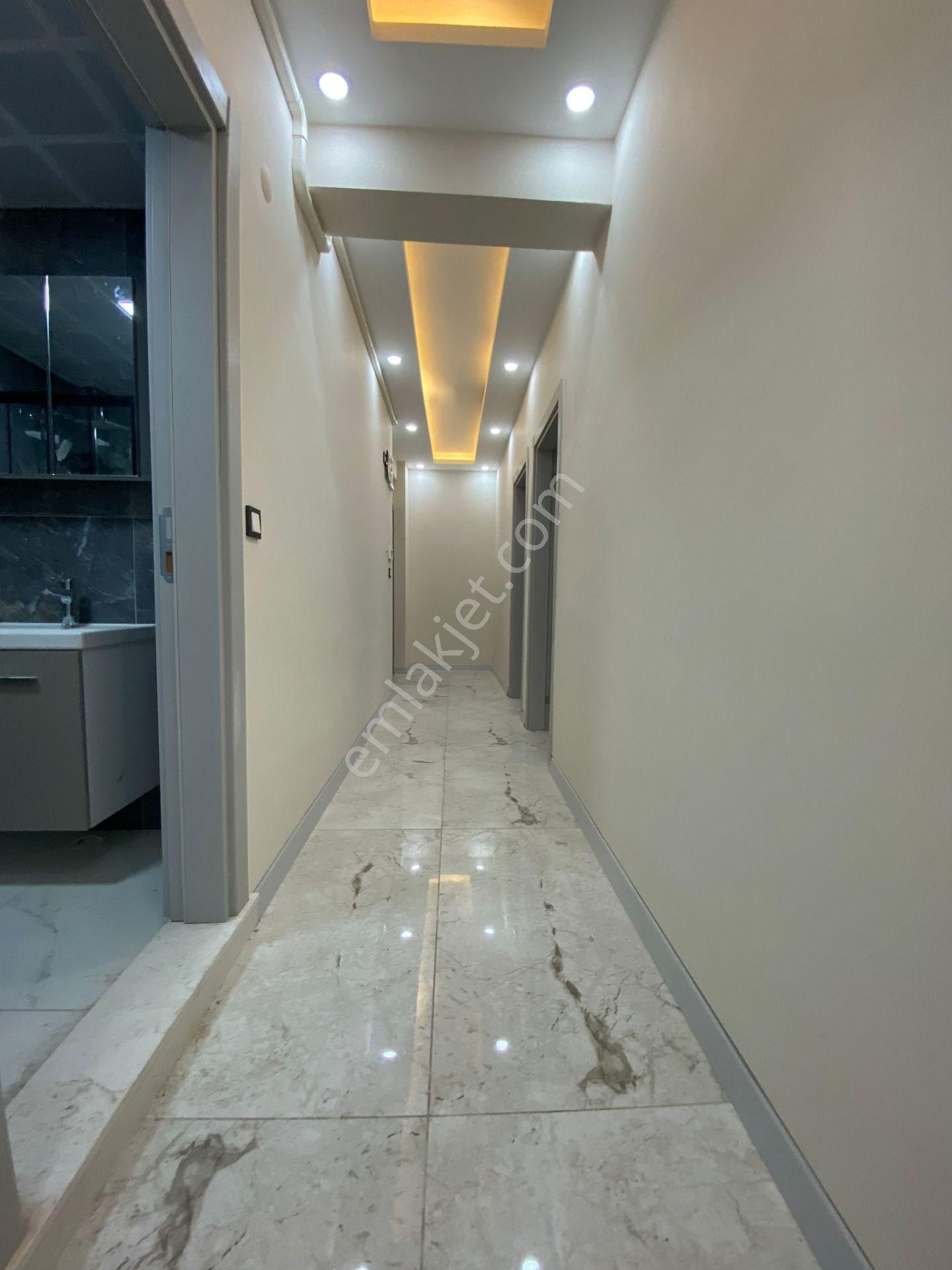 Bergama Fatih Mah. Merkezi Konumda 2+1 Açık Mutfak - Görsel 13