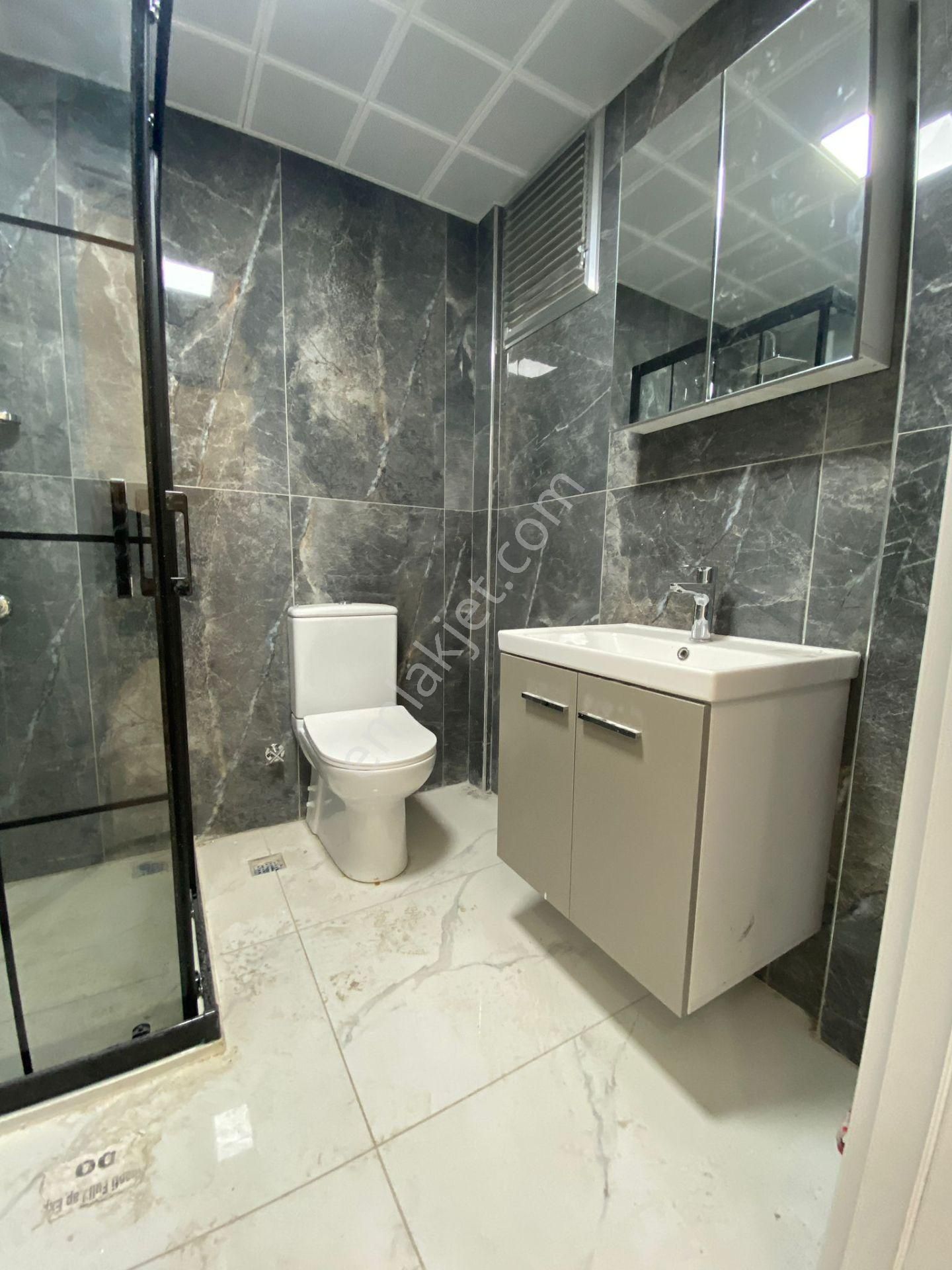 Bergama Fatih Mah. Merkezi Konumda 2+1 Açık Mutfak - Görsel 15