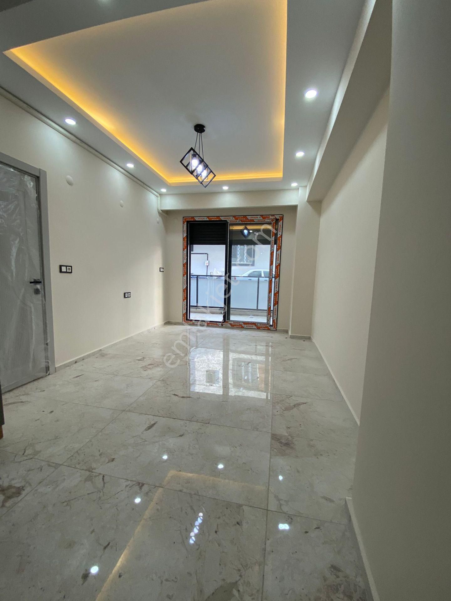 Bergama Fatih Mah. Merkezi Konumda 2+1 Açık Mutfak