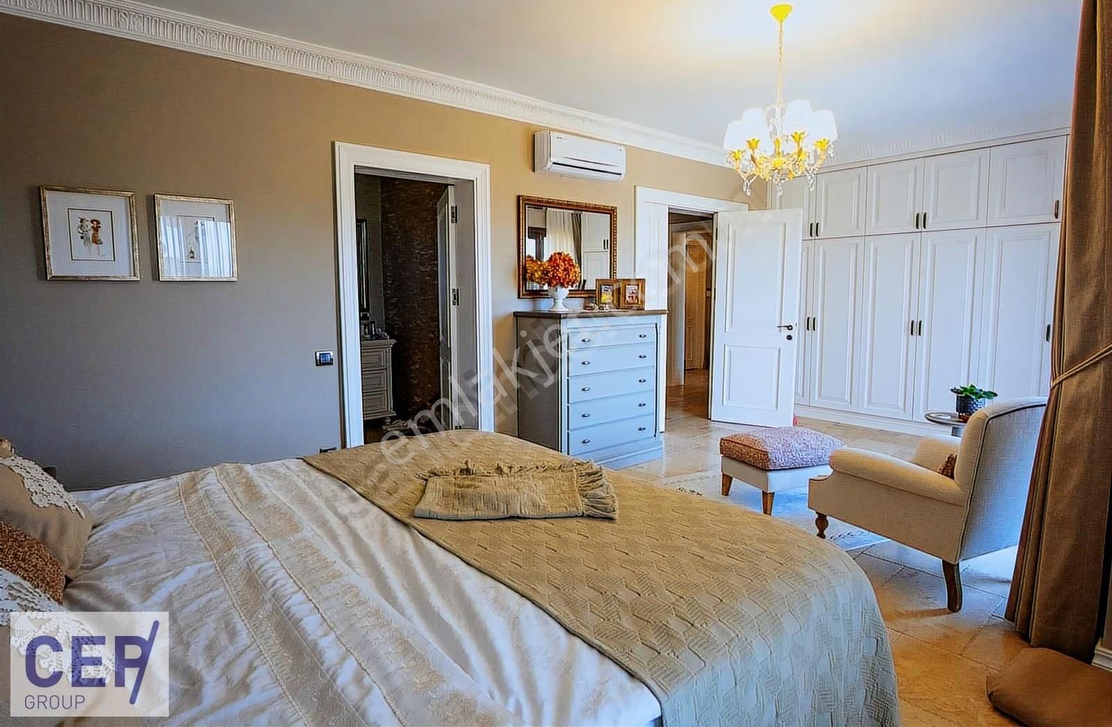 Türkbükü Hebil Koyunda Denize Sıfır Lüks Tripleks Villa - Görsel 29