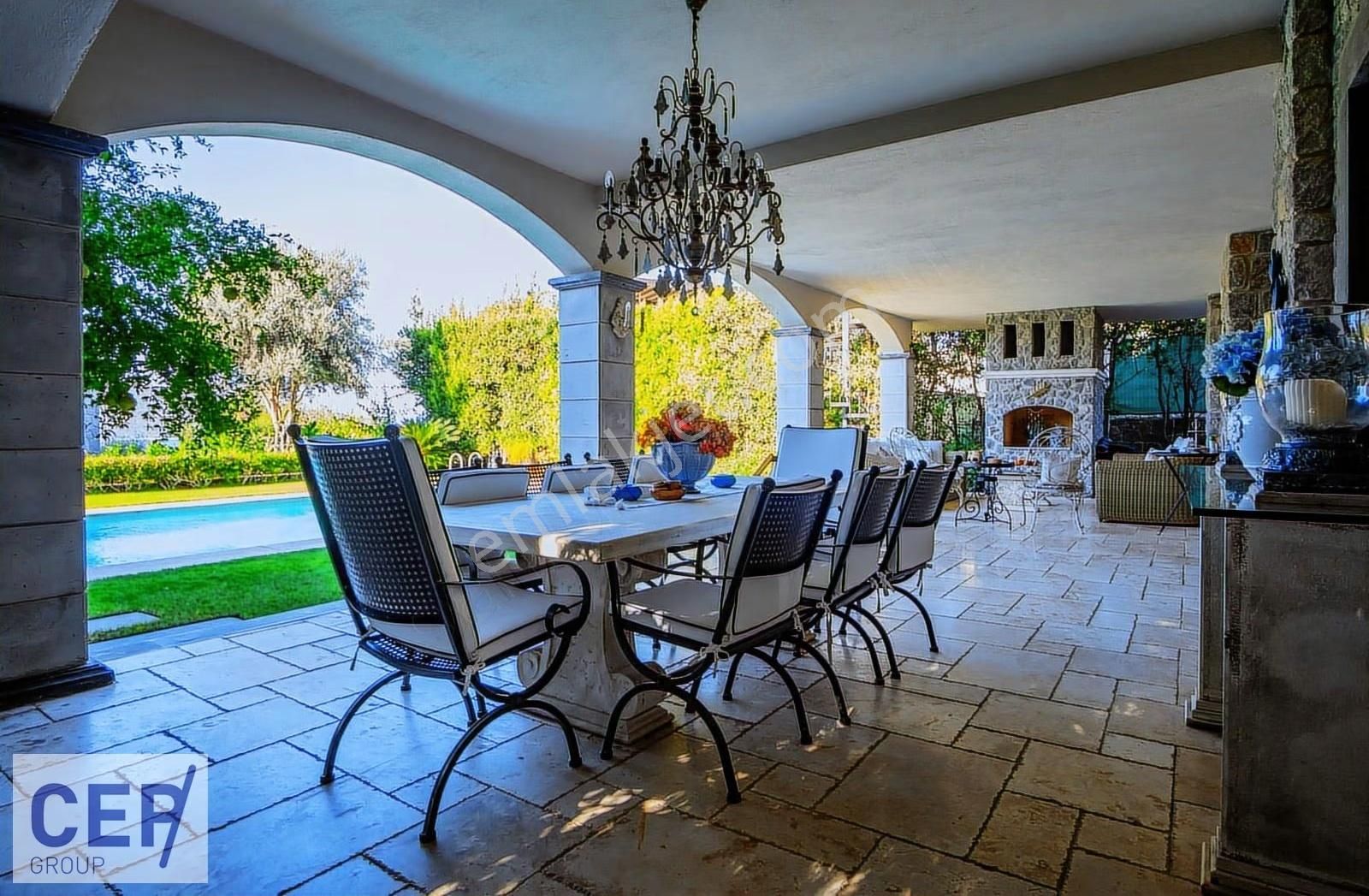 Türkbükü Hebil Koyunda Denize Sıfır Lüks Tripleks Villa - Görsel 26