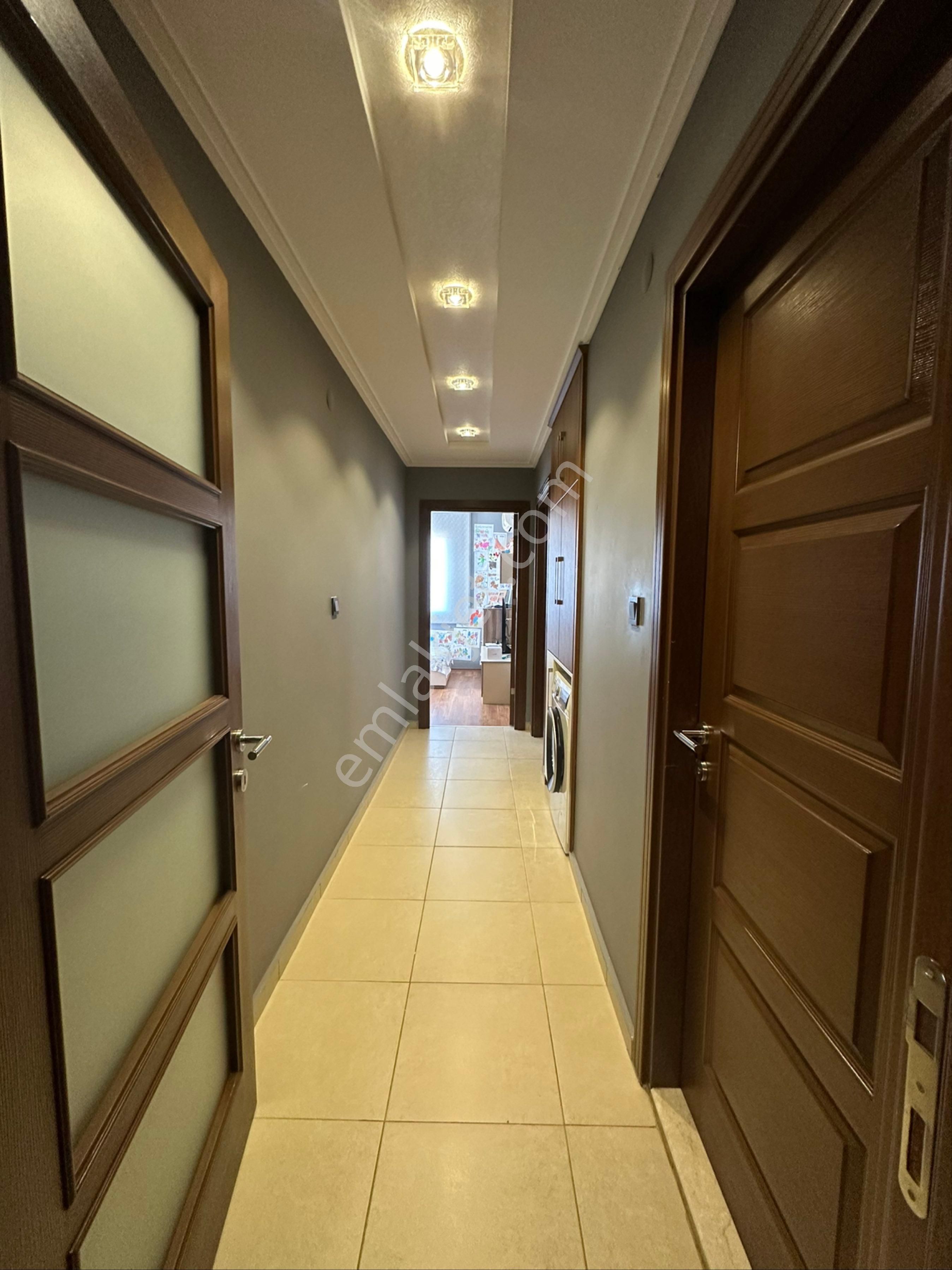 Otoban Giriş Çıkışı Yanında Ultra Lüx Kapalı Mutfak 3+1 Satılık Daire - Görsel 22