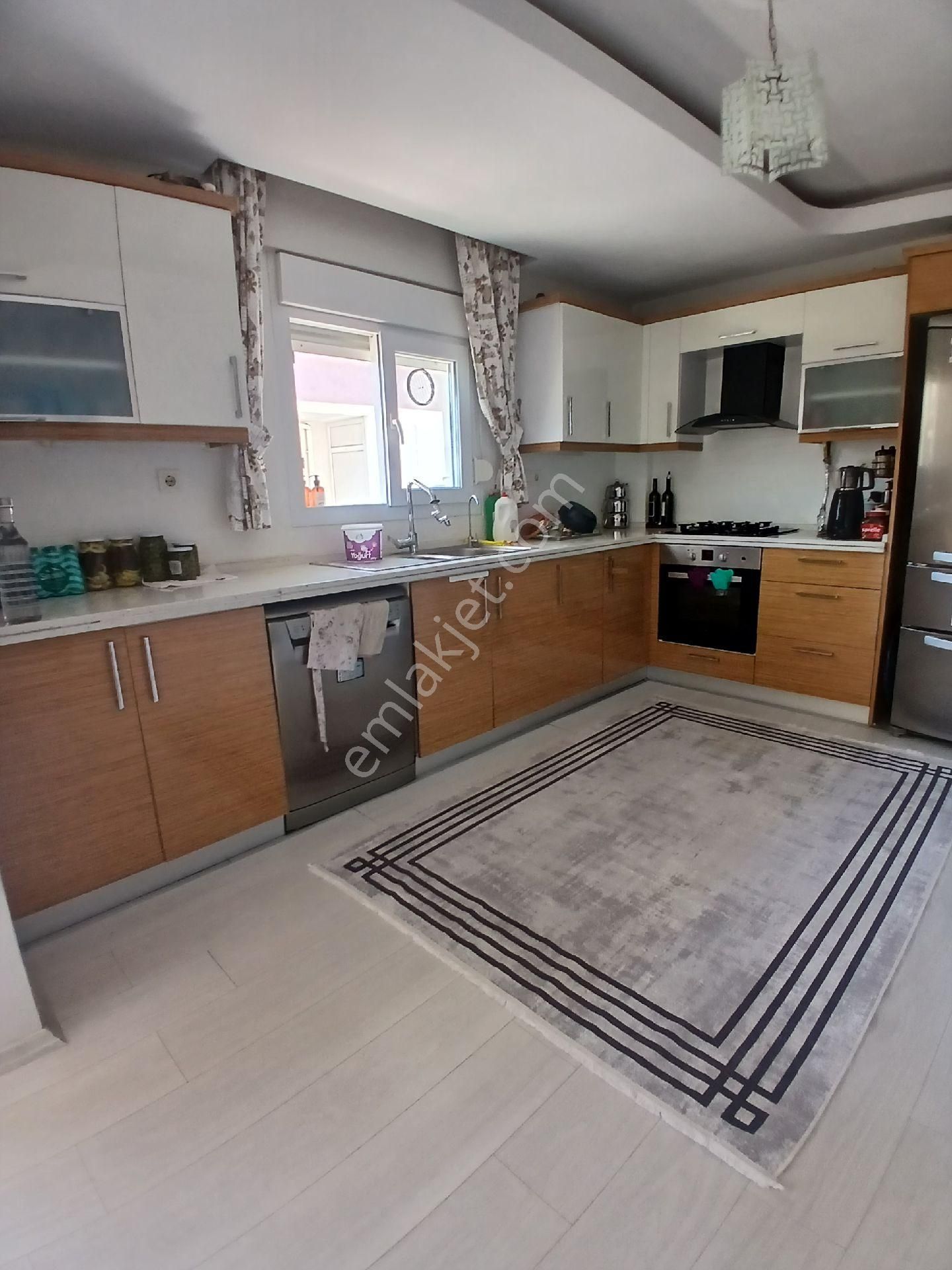 İzmir Torbalı Ertuğrul Mahallesinde Sadık İleri Bulvarında Dublex - Görsel 5